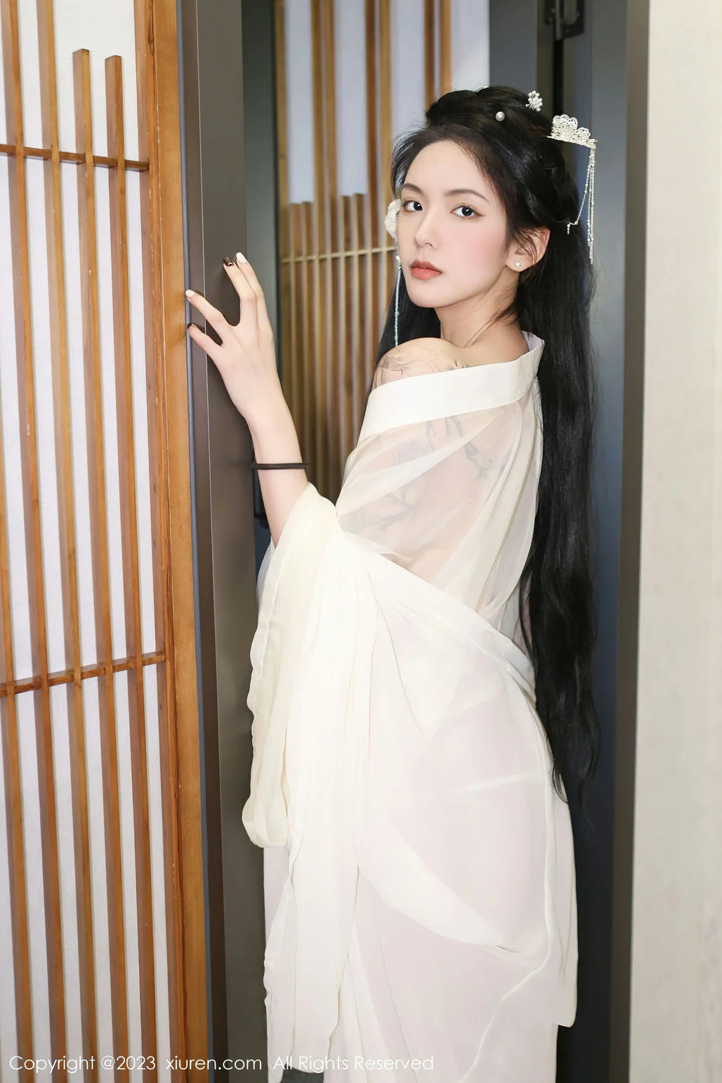 XiuRen 秀人 No.6430 乔一一 白纱轻透古装性感写真1 - 2