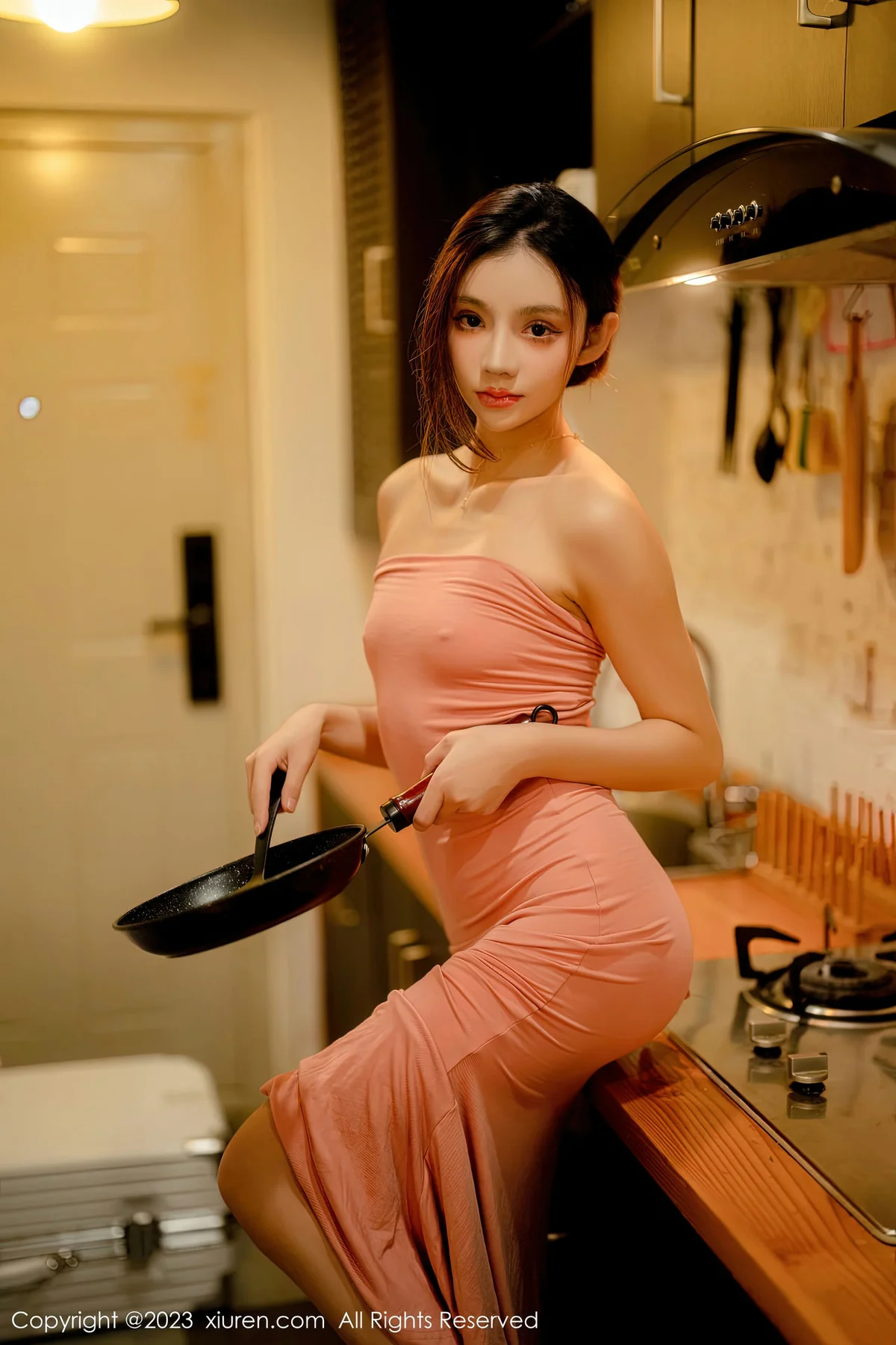 XiuRen 秀人 No.6437 加朵babe 露肩连衣长裙写真3 - 2