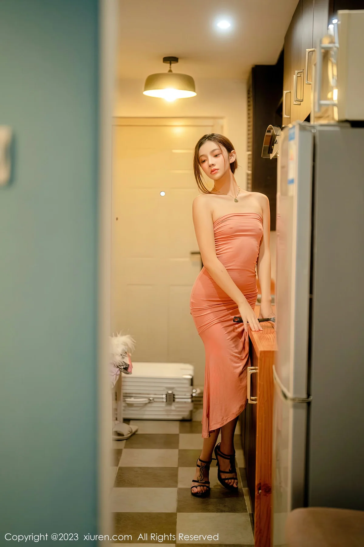 XiuRen 秀人 No.6437 加朵babe 露肩连衣长裙写真3 - 8