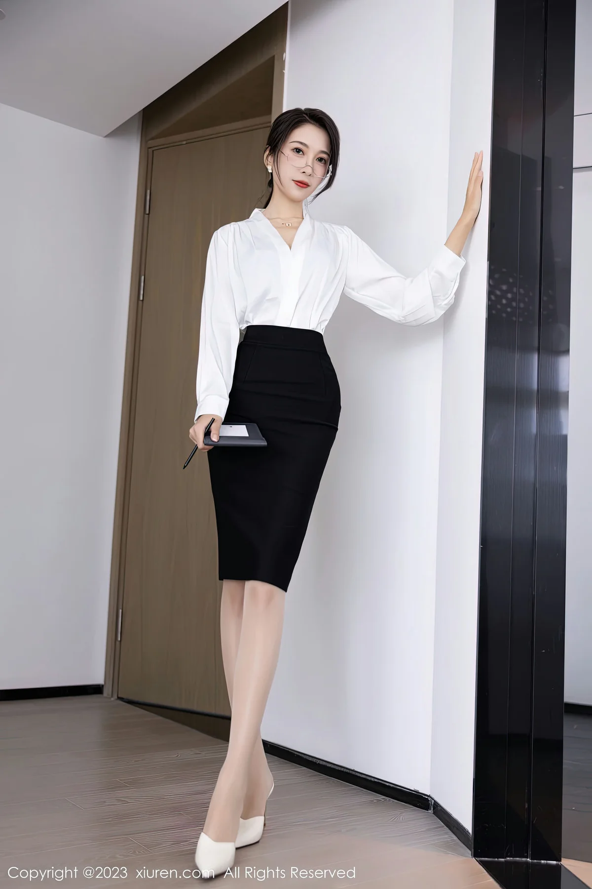 XiuRen 秀人 No.6439 林乐一 黑色蕾丝内衣性感写真1 - 6