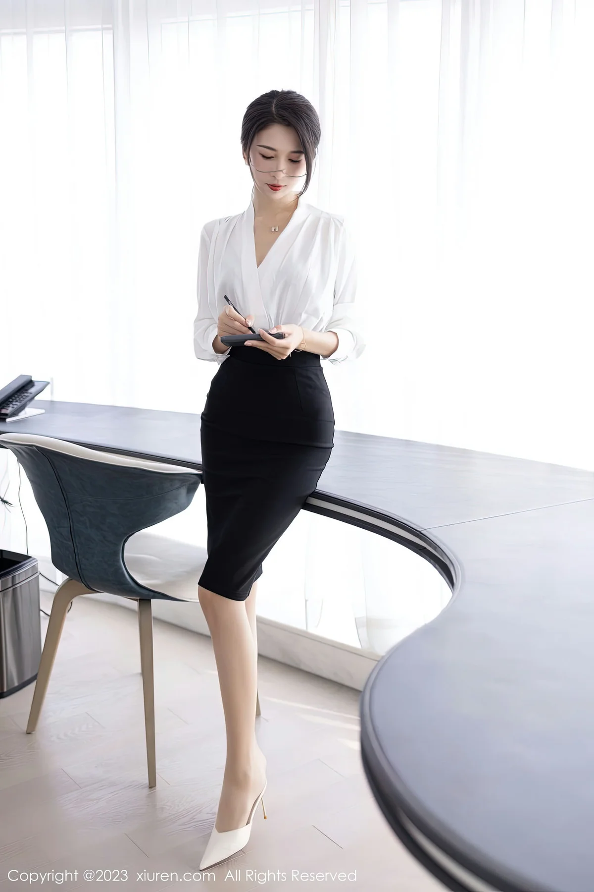 XiuRen 秀人 No.6439 林乐一 黑色蕾丝内衣性感写真1 - 2