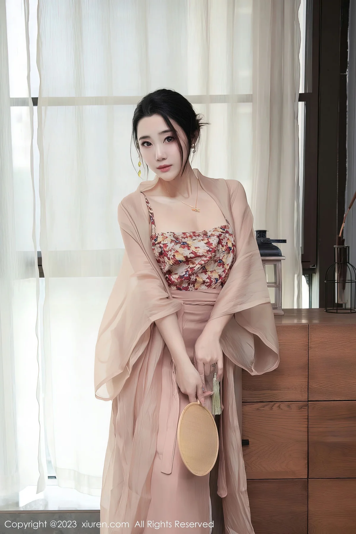 XiuRen 秀人 No.6457 严利娅Yuliya 古风汉服性感写真 - 1