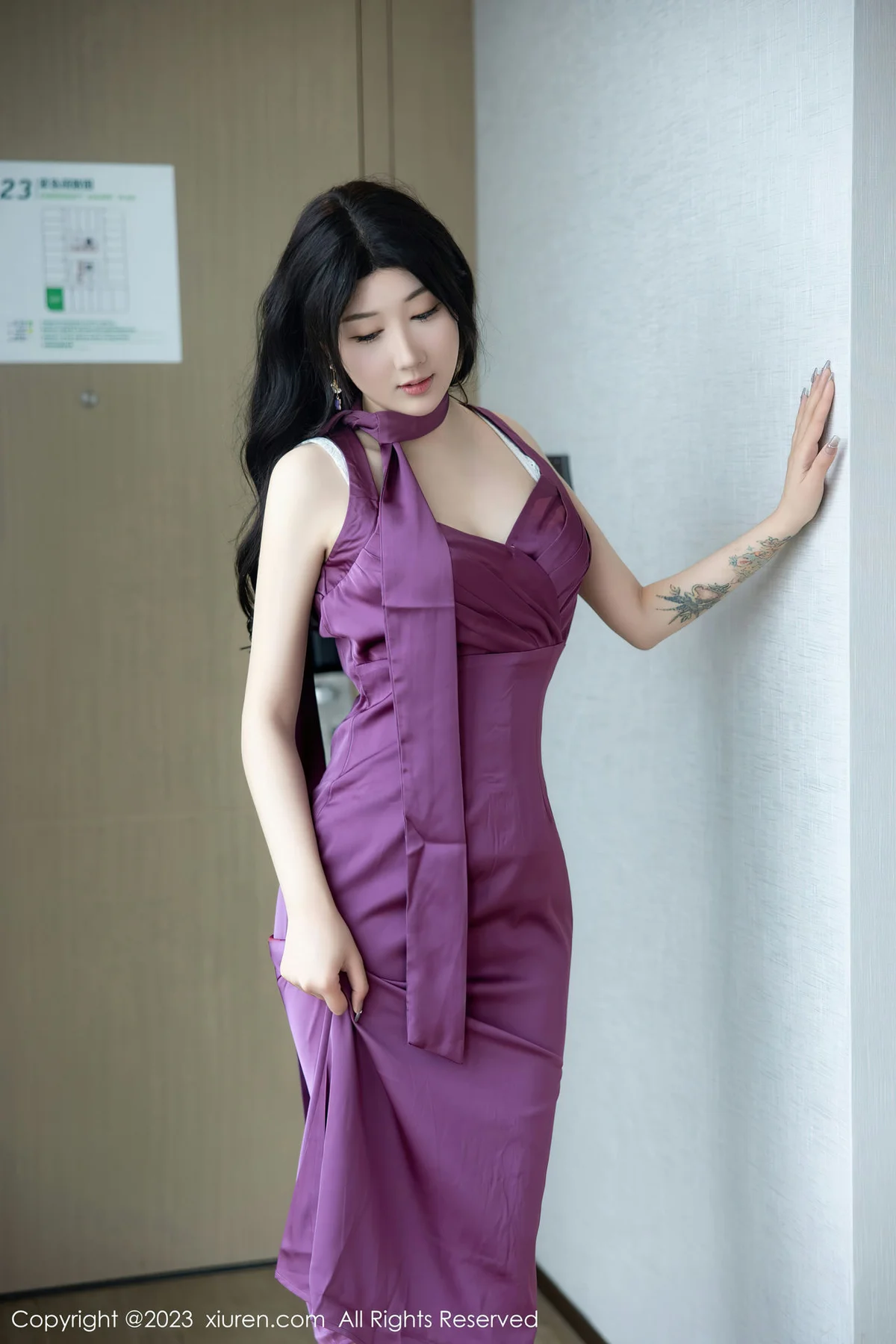 XiuRen 秀人 No.6462 江真真 圆润丰腴原色丝袜性感写真1 - 2