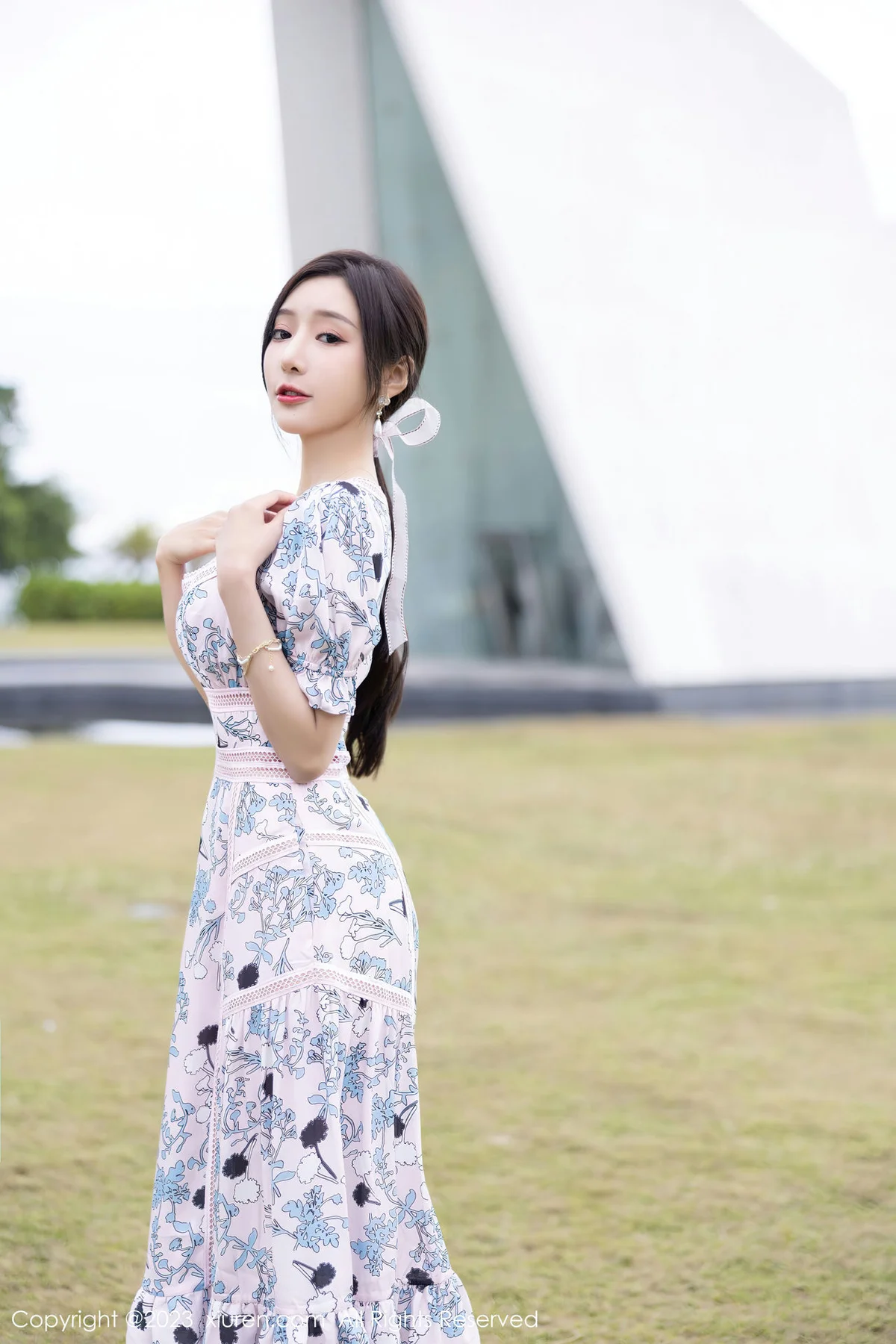 XiuRen 秀人 No.6474 王馨瑶yanni 诱人原色丝袜海南岛旅拍1 - 3