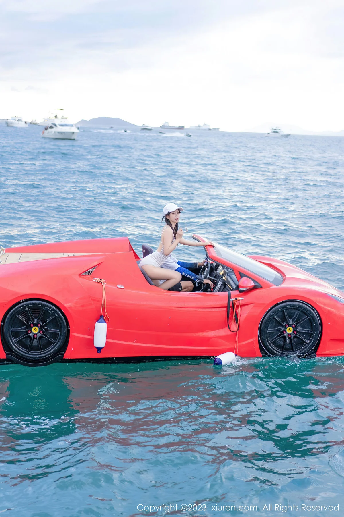 XiuRen 秀人 No.6508 laura阿姣 游艇场景拍摄写真1 - 8