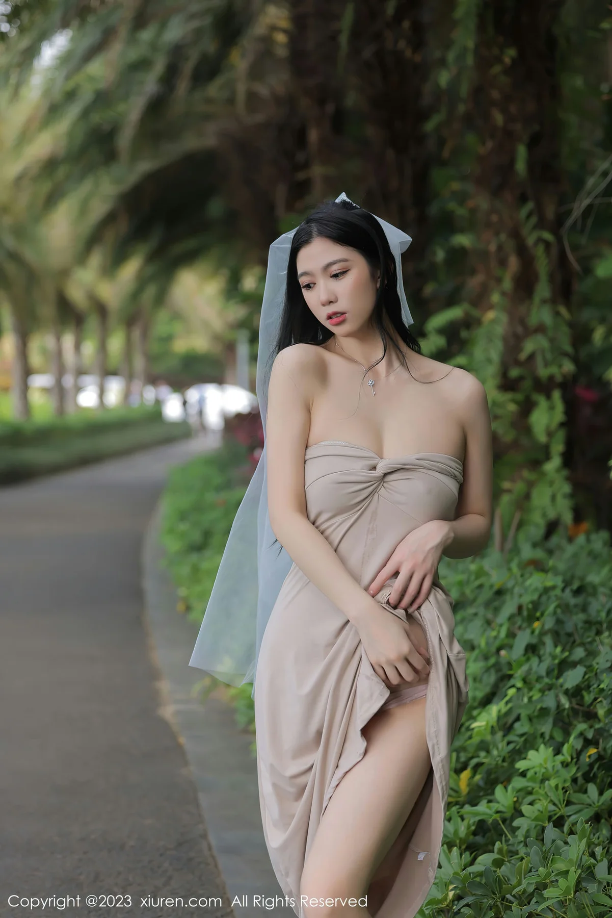 XiuRen 秀人 No.6513 李雅柔182CM 杏色吊带万宁旅拍 - 6