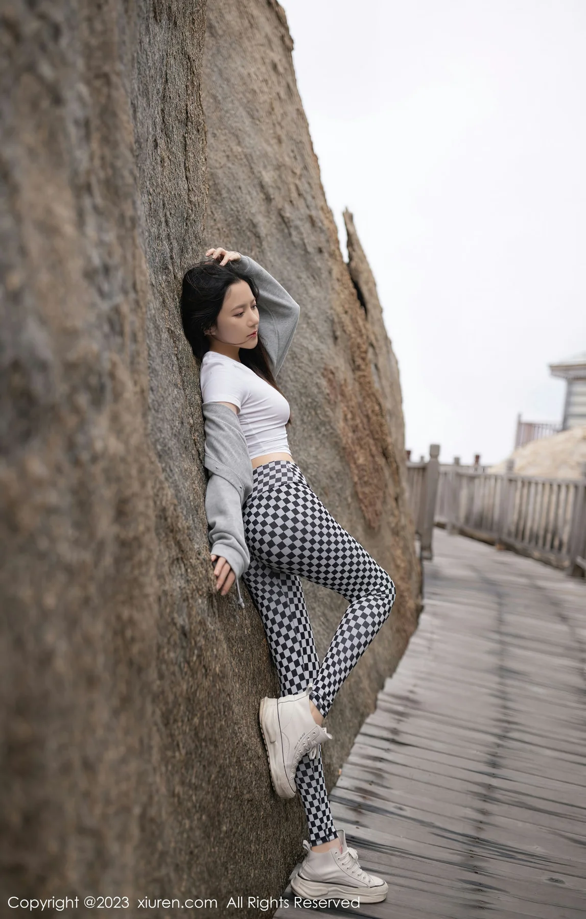 XiuRen 秀人 No.6541 鱼子酱Fish 车内场景拍摄性感写真 - 3