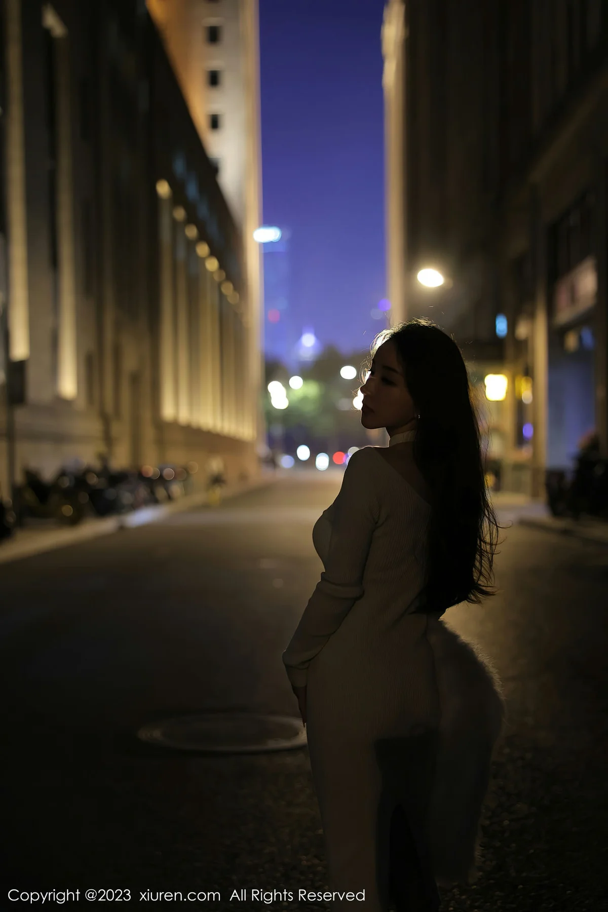 XiuRen 秀人 No.6544 eve雨儿1494 清纯甜美身姿苗条性感写真1 - 4