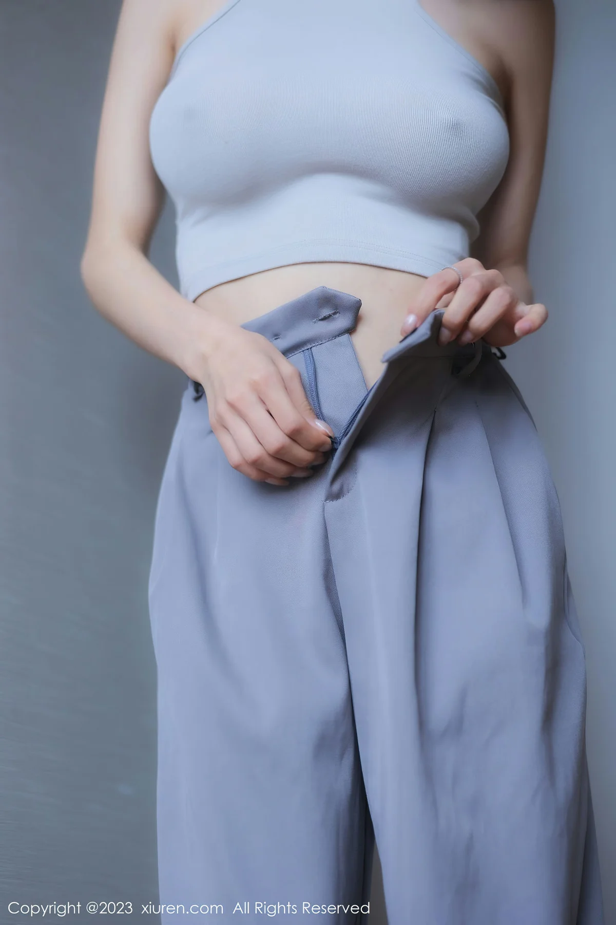 XiuRen 秀人 No.6552 lingyu69 蓝灰色短款上衣写真3 - 7