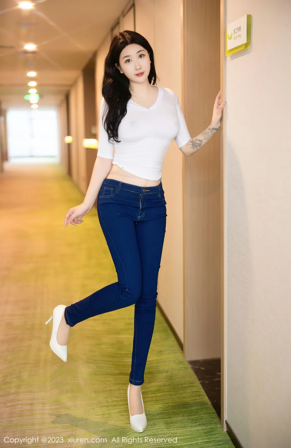 XiuRen 秀人 No.6570 江真真 圆润丰腴性感写真33 - 3