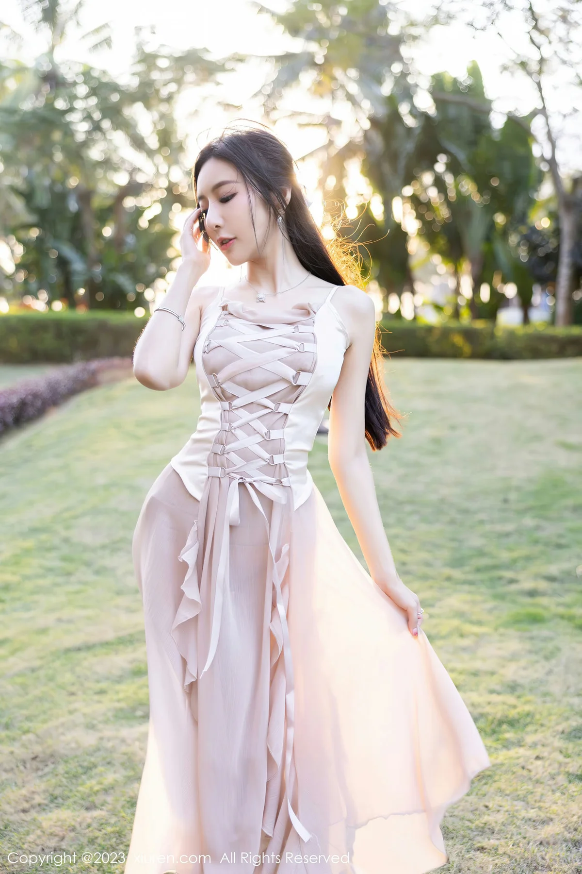 XiuRen 秀人 No.6581 王馨瑶yanni 诱人肉丝海南岛旅拍1 - 2