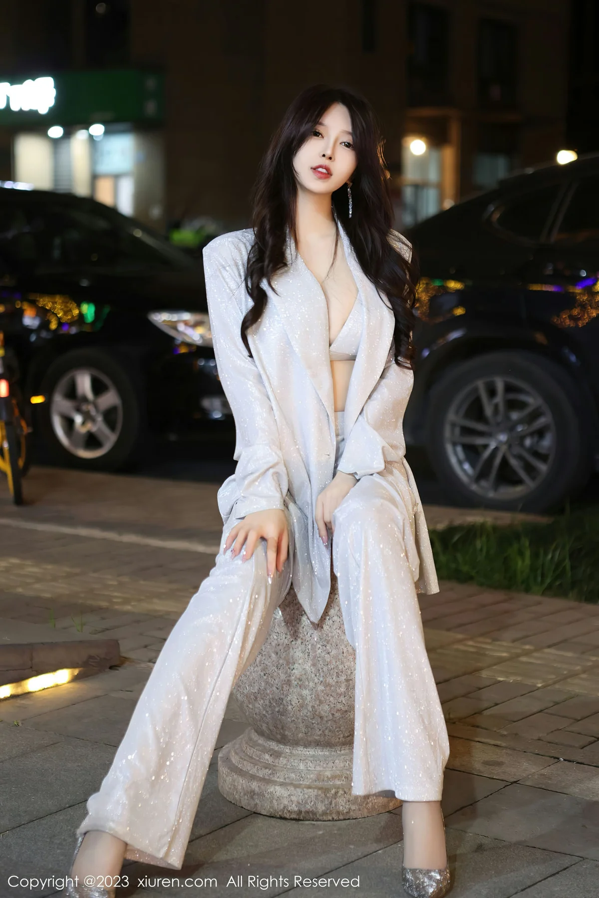 XiuRen 秀人 No.6605 玉兔miki 诱人灰丝街拍性感写真33 - 9