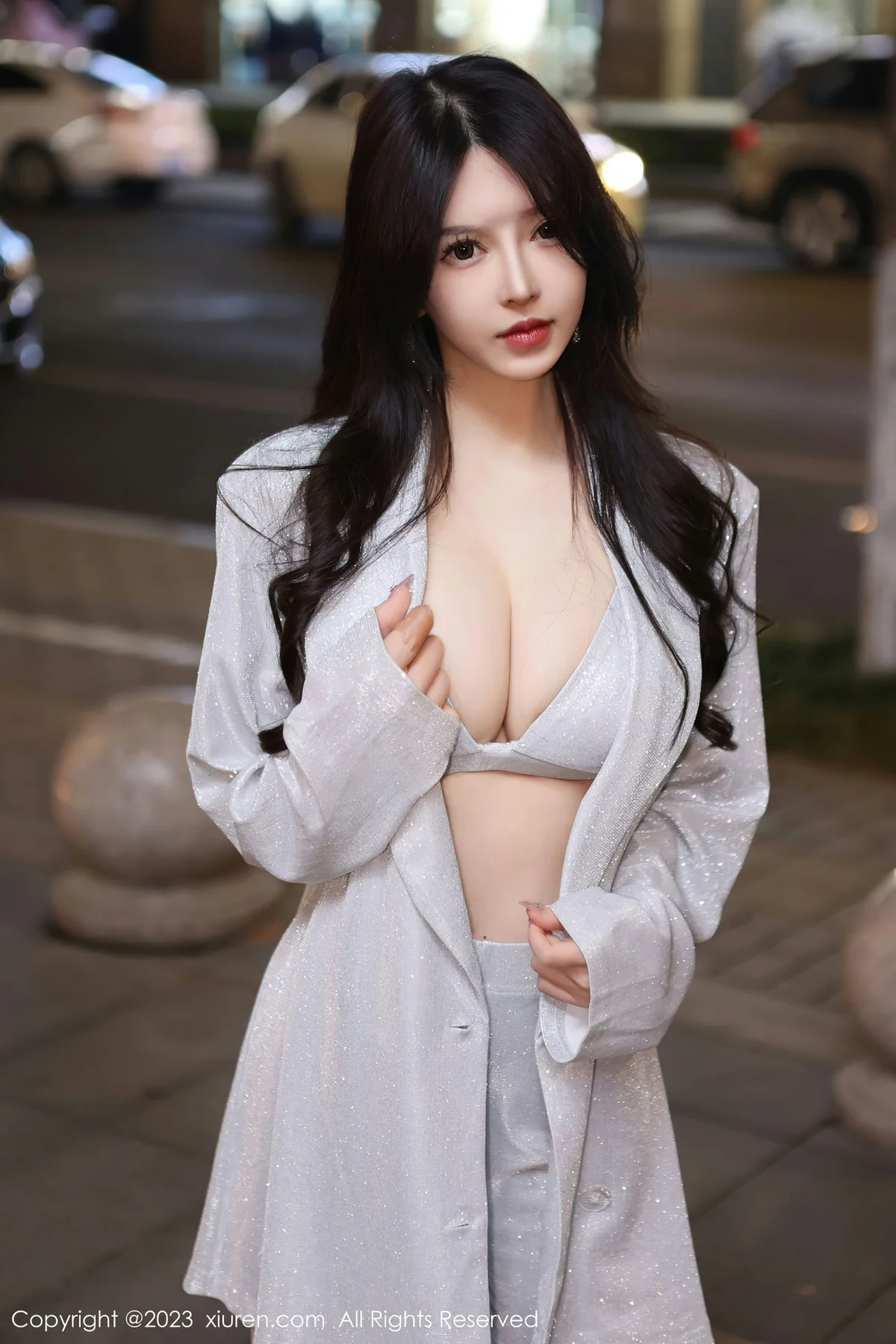 XiuRen 秀人 No.6605 玉兔miki 诱人灰丝街拍性感写真33 - 2