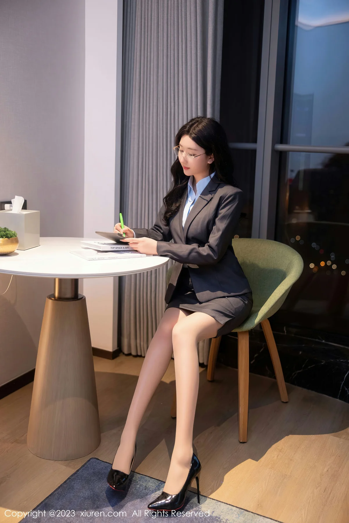 XiuRen 秀人 No.6607 江真真 深灰色Ol制服性感写真3 - 3