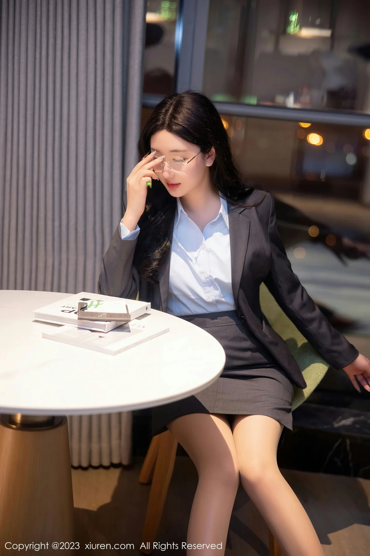 XiuRen 秀人 No.6607 江真真 深灰色Ol制服性感写真3 - 5