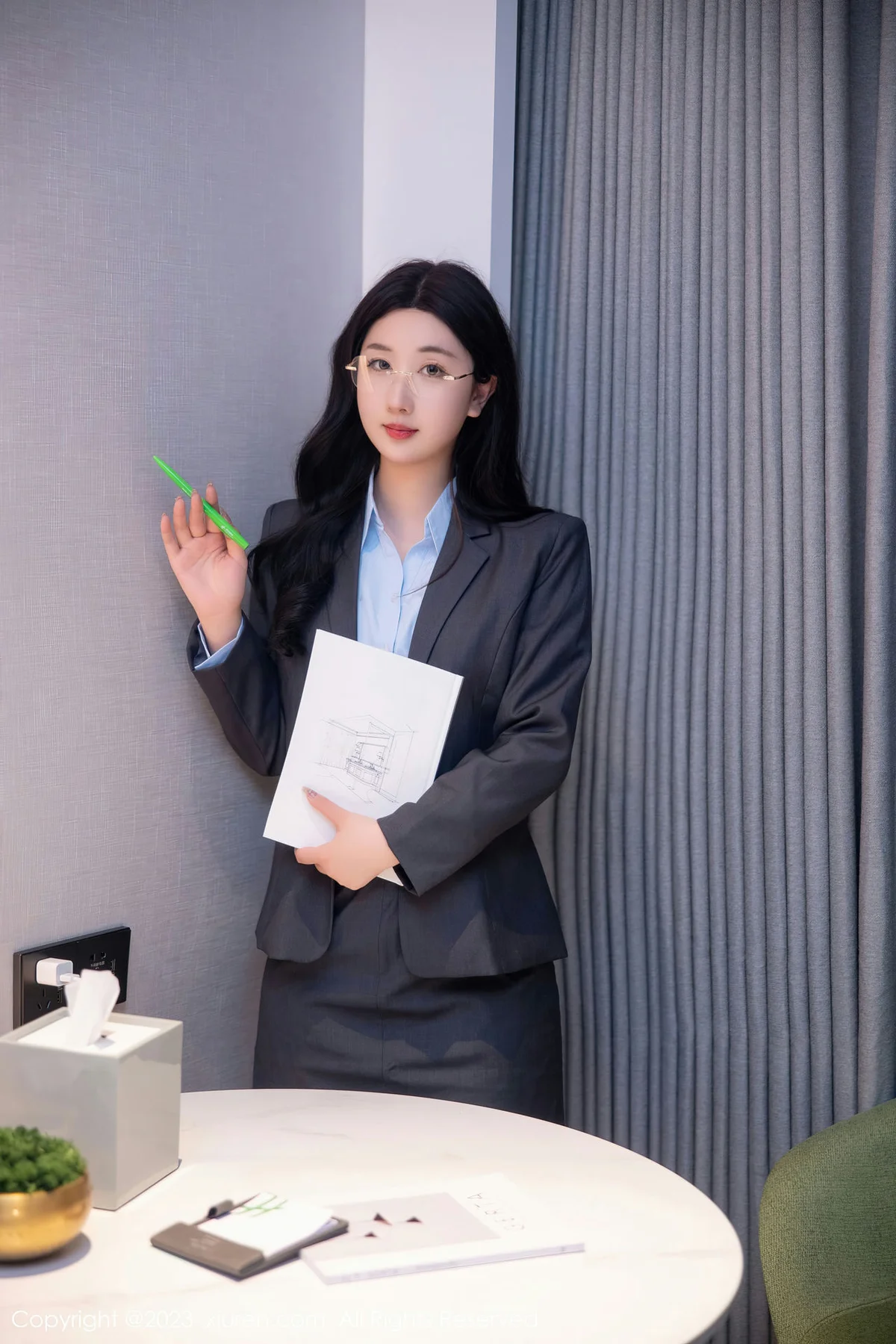 XiuRen 秀人 No.6607 江真真 深灰色Ol制服性感写真3 - 6