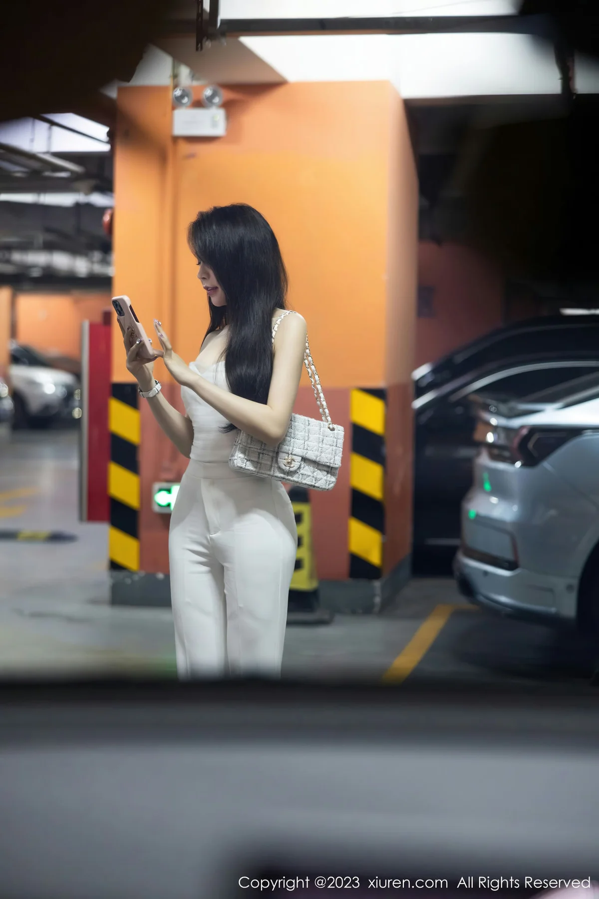 XiuRen 秀人 No.6628 徐莉芝Booty 娇美身段性感十足写真1 - 4