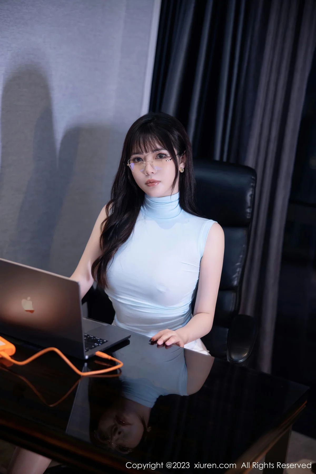 XiuRen 秀人 No.6645 萌汉药baby和arude薇薇 双峰对决模特合集写真1 - 2