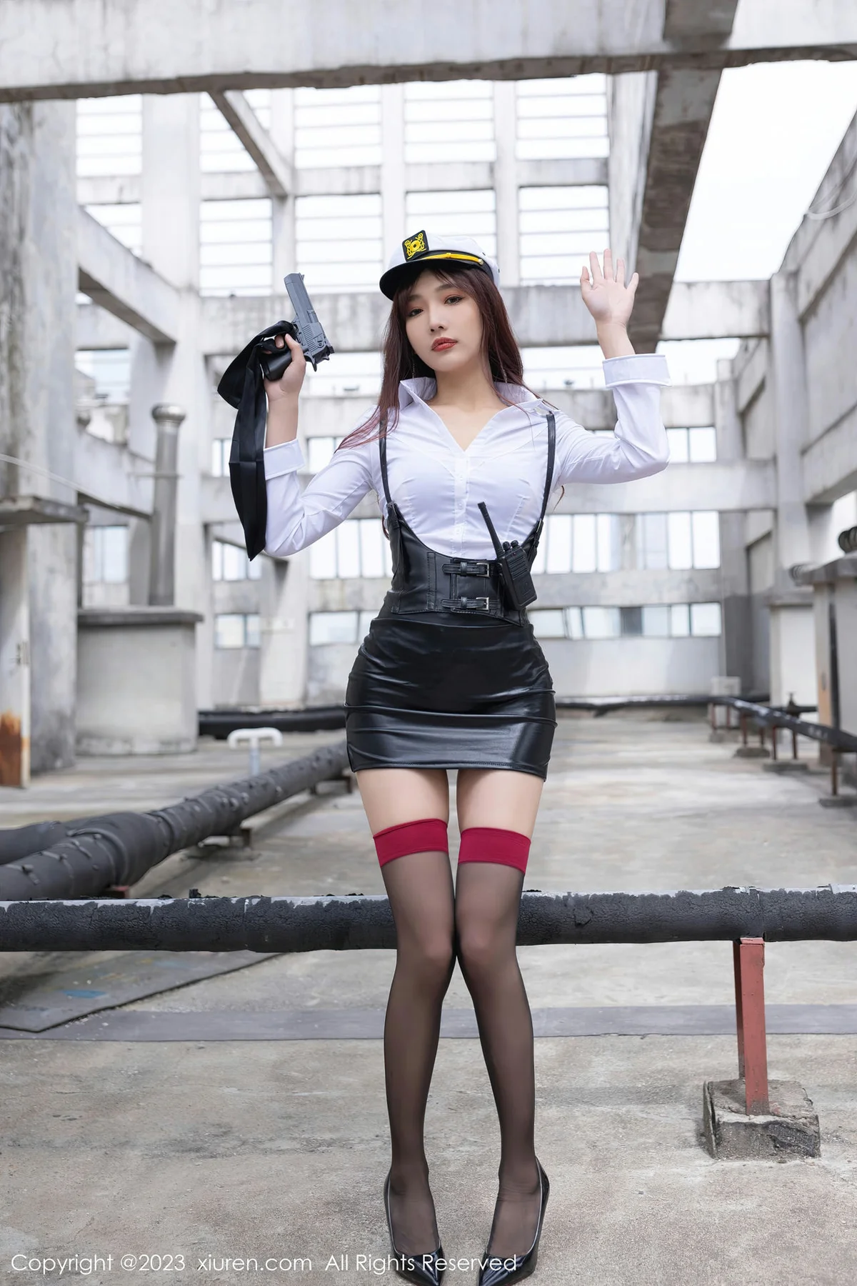 XiuRen 秀人 No.6653 陆萱萱 女警装扮性感写真11 - 9