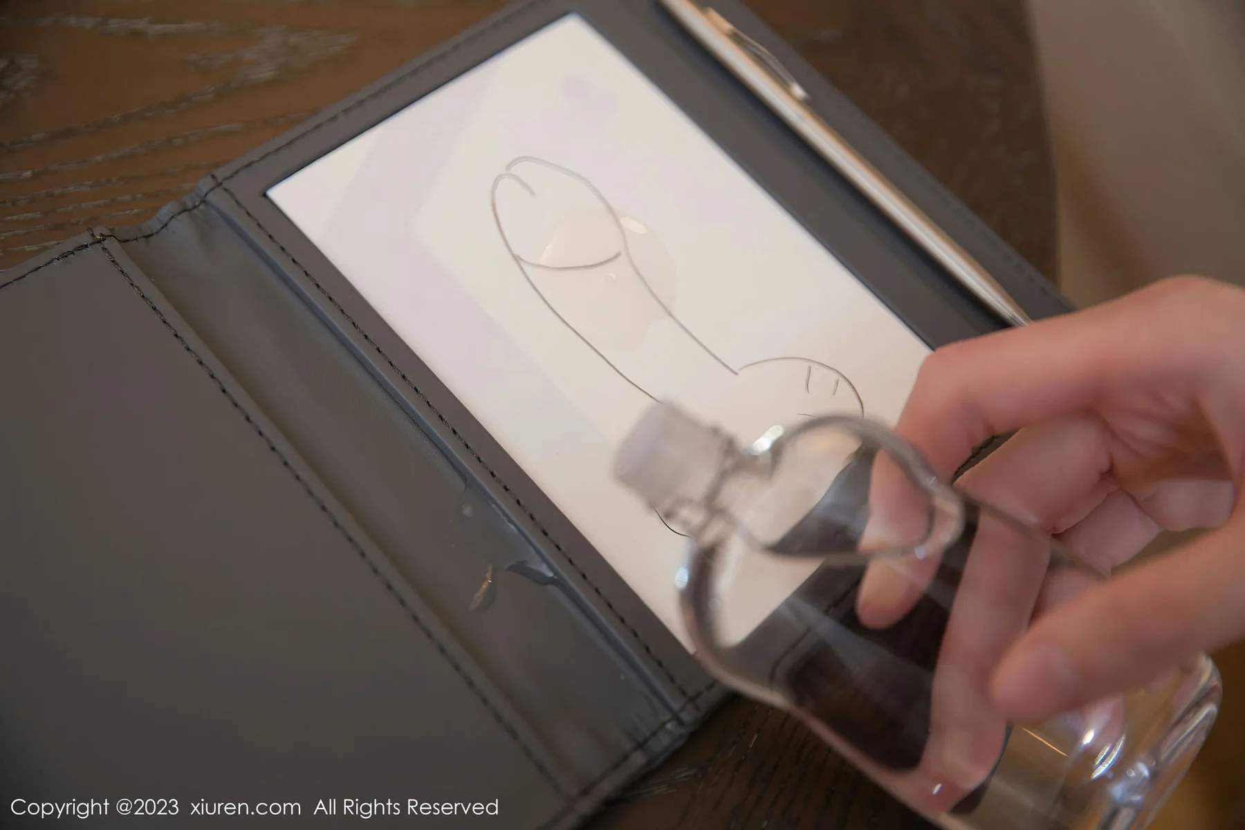 XiuRen 秀人 No.6680 是小逗逗 性感技师角色扮演三亚旅拍1 - 7