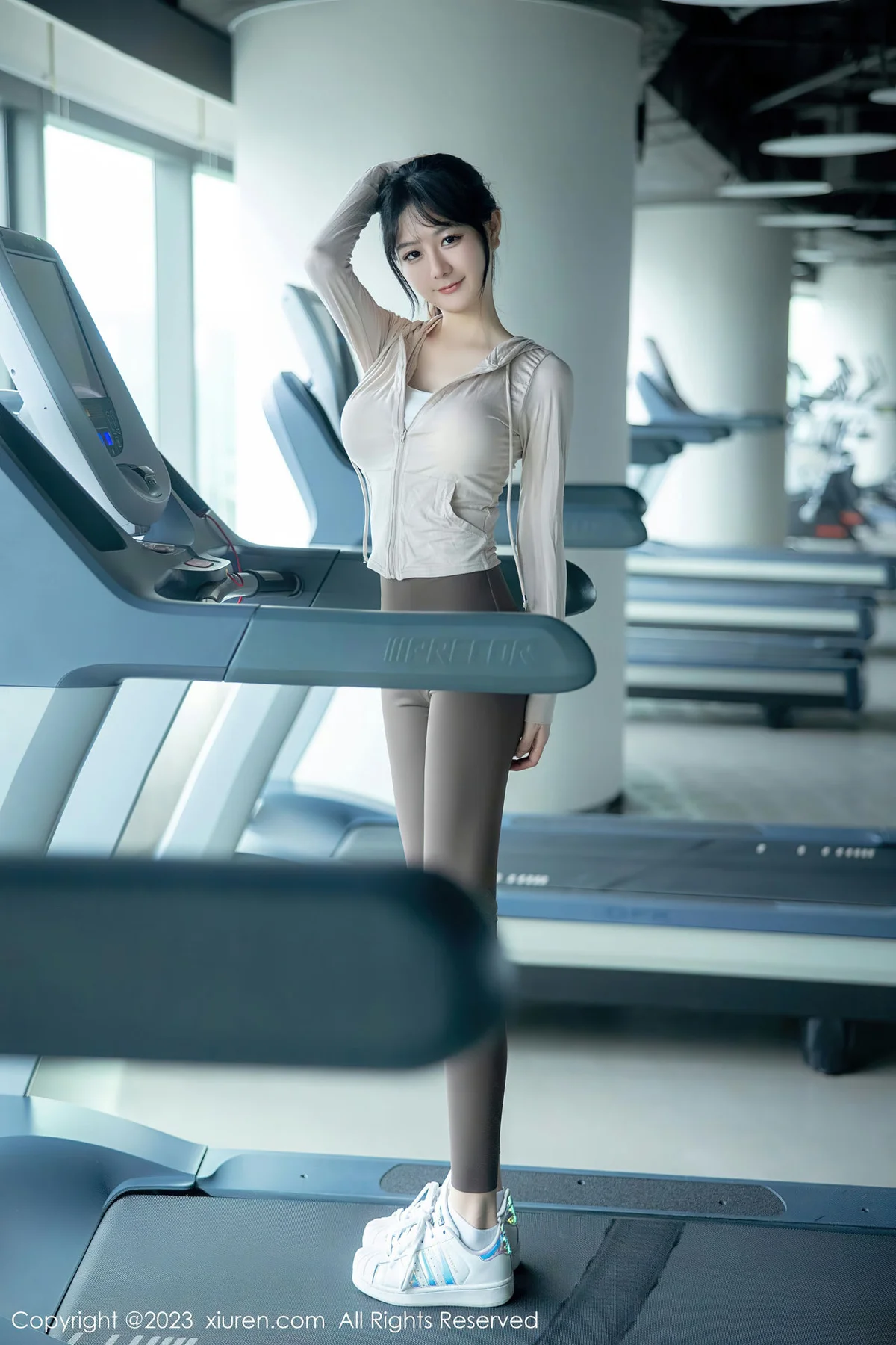 XiuRen 秀人 No.6683 幼幼 浅色运动服饰性感写真11 - 5