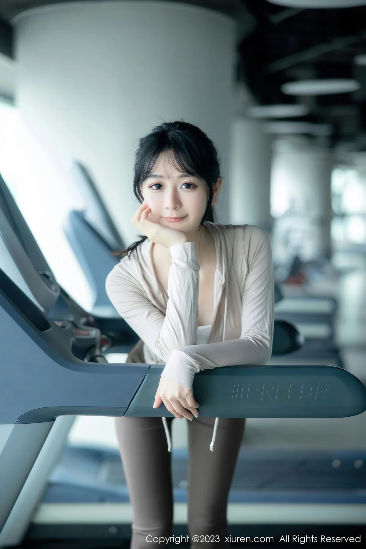 XiuRen 秀人 No.6683 幼幼 浅色运动服饰性感写真11 - 8