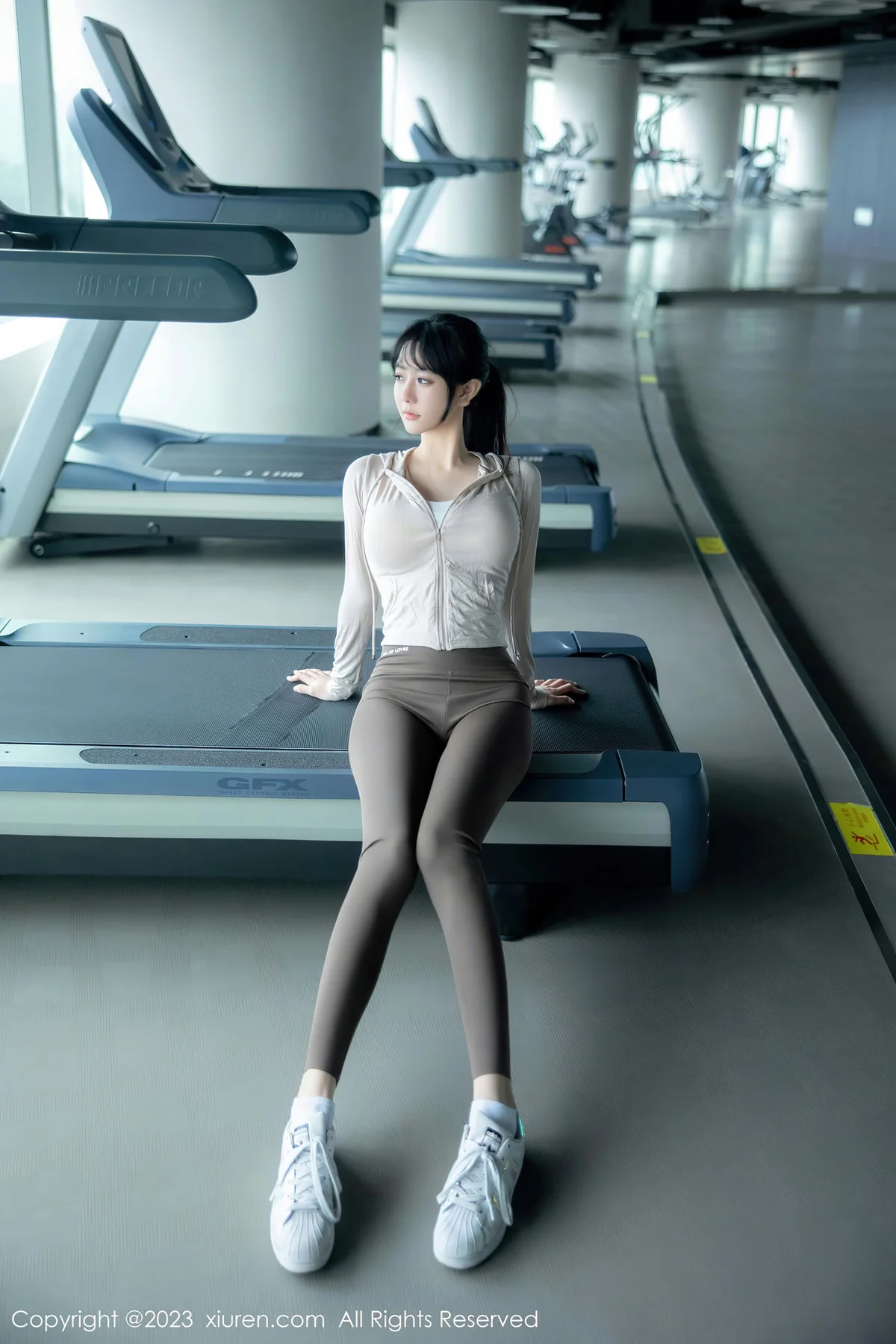 XiuRen 秀人 No.6683 幼幼 浅色运动服饰性感写真11 - 1