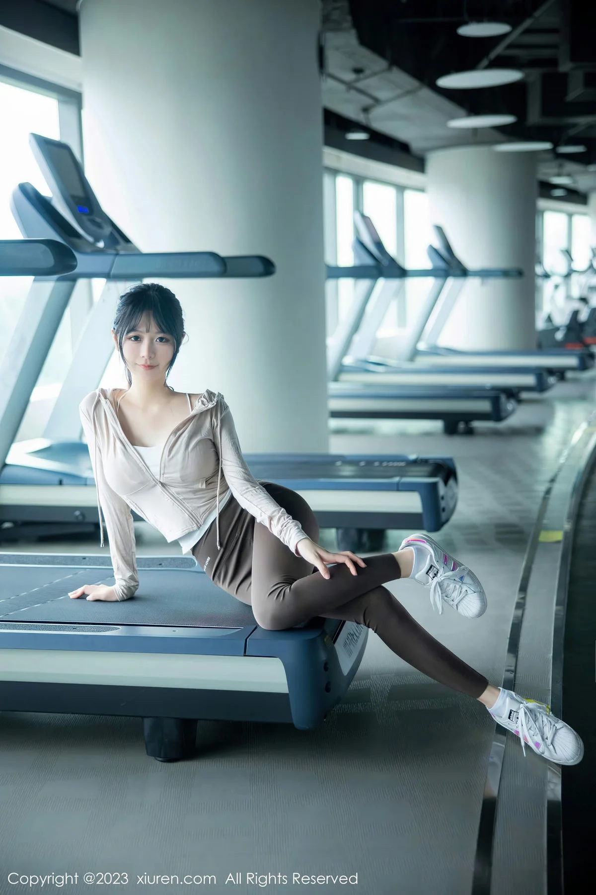 XiuRen 秀人 No.6683 幼幼 浅色运动服饰性感写真11 - 9