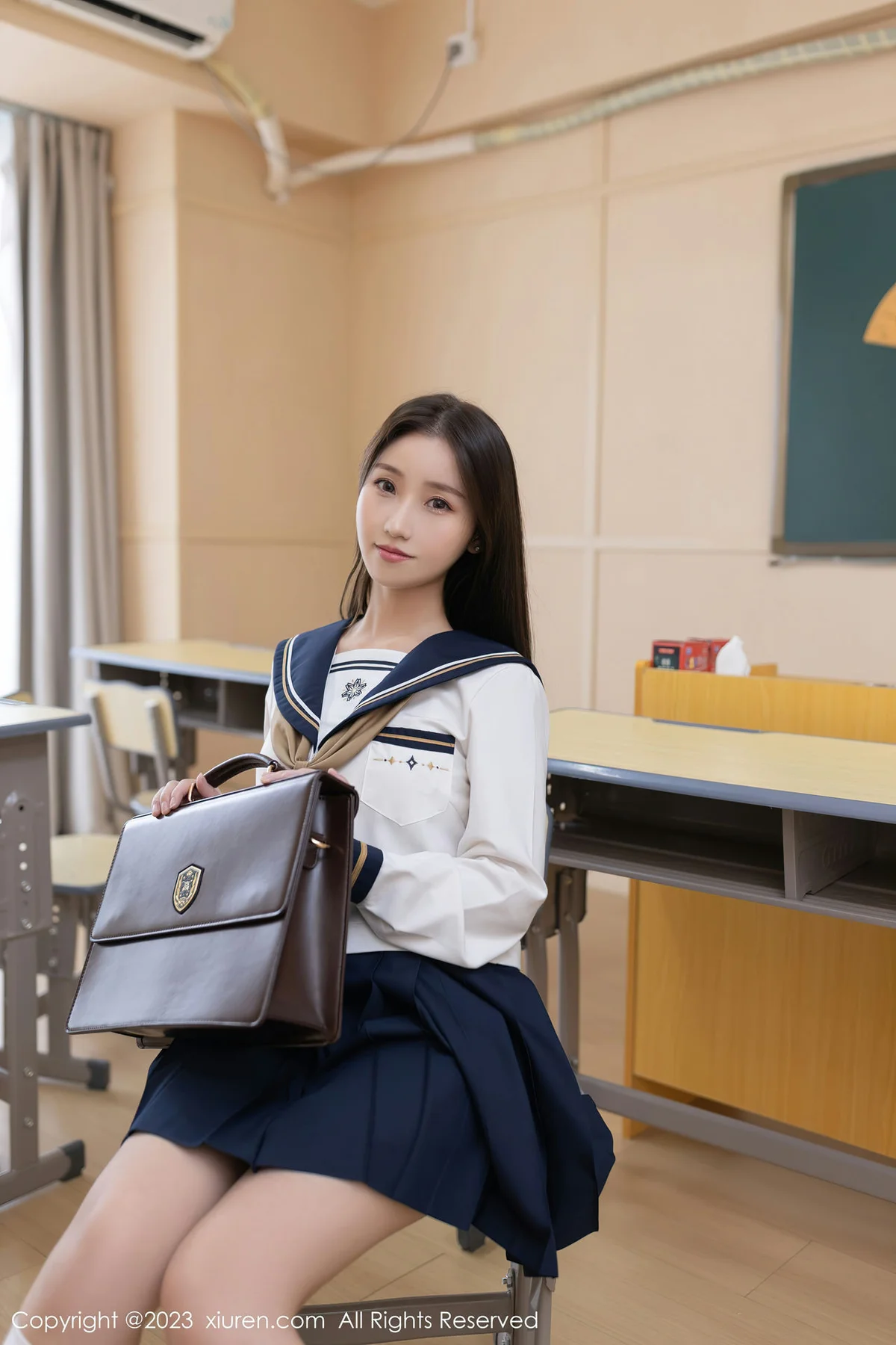 XiuRen 秀人 No.6709 杏子Yada 白色学妹制服首套写真111 - 1