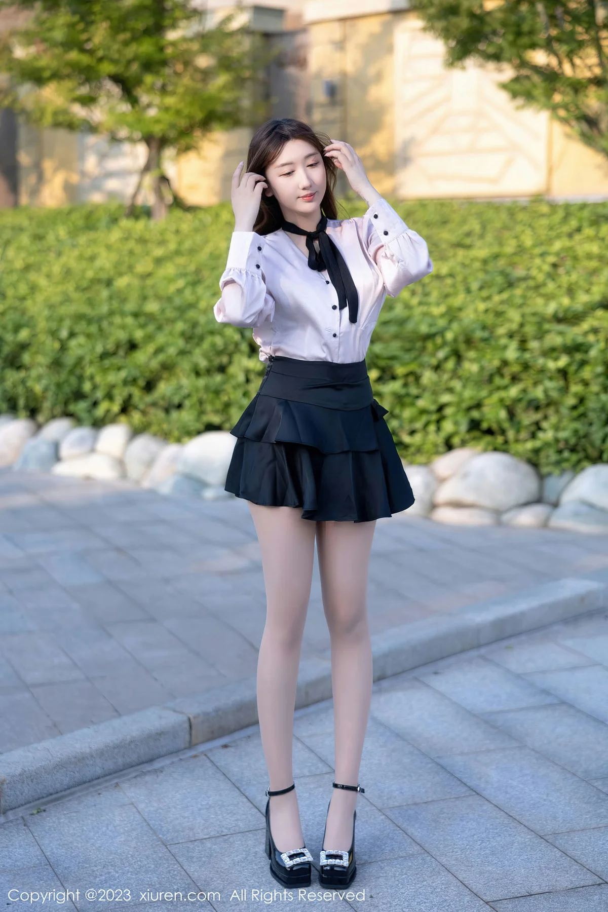 XiuRen 秀人 No.6721 江真真 户外黑色轻透内衣写真1 - 1