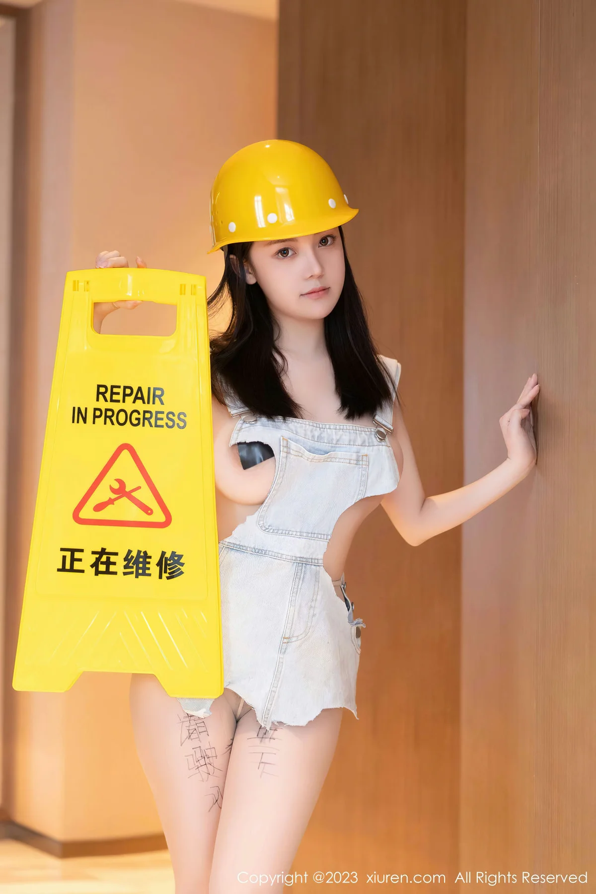 XiuRen 秀人 No.6760 豆瓣酱 维修工装扮性感写真3 - 3