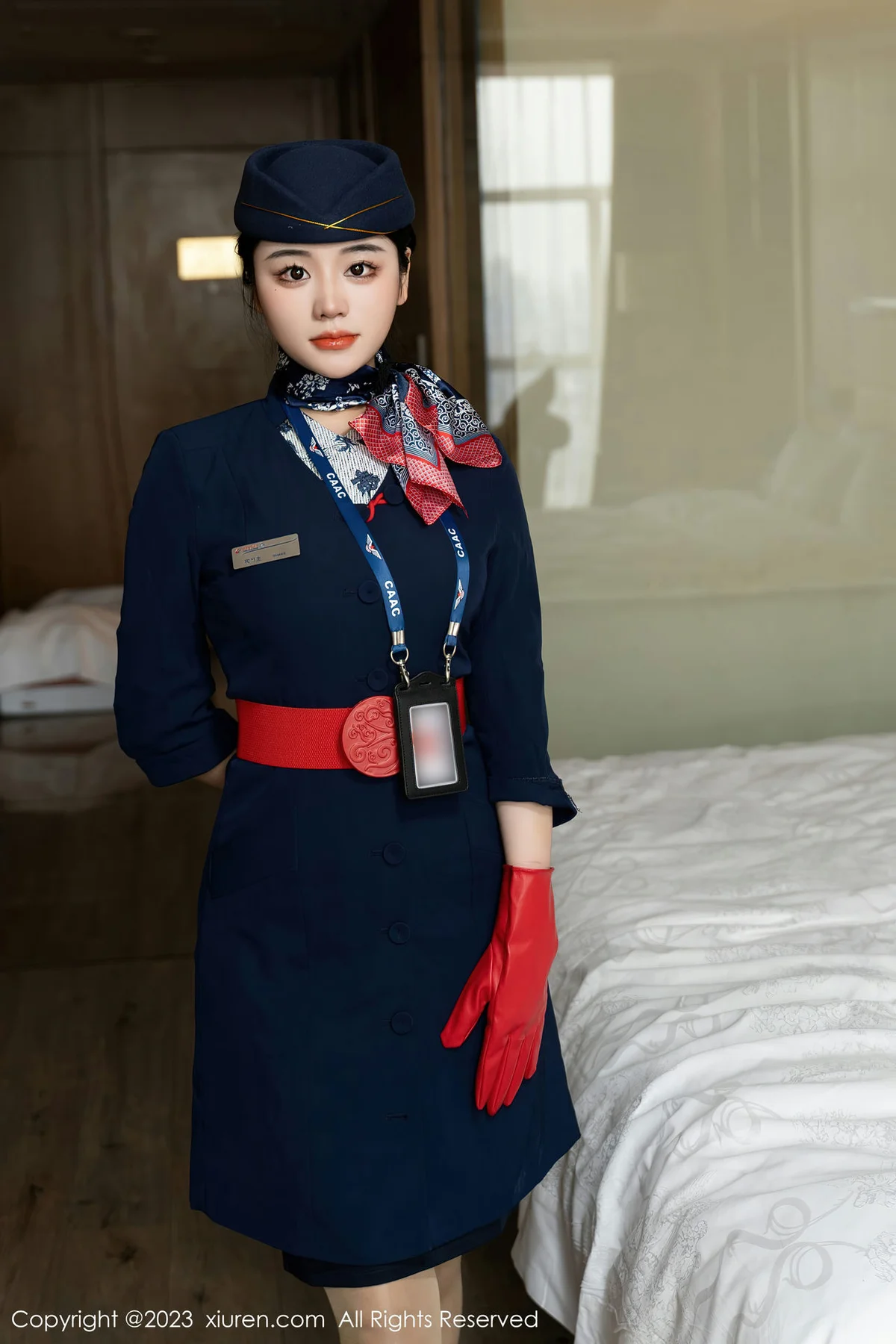 XiuRen 秀人 No.6790 汐汐爱吃草莓 空乘小姐姐性感写真 - 7