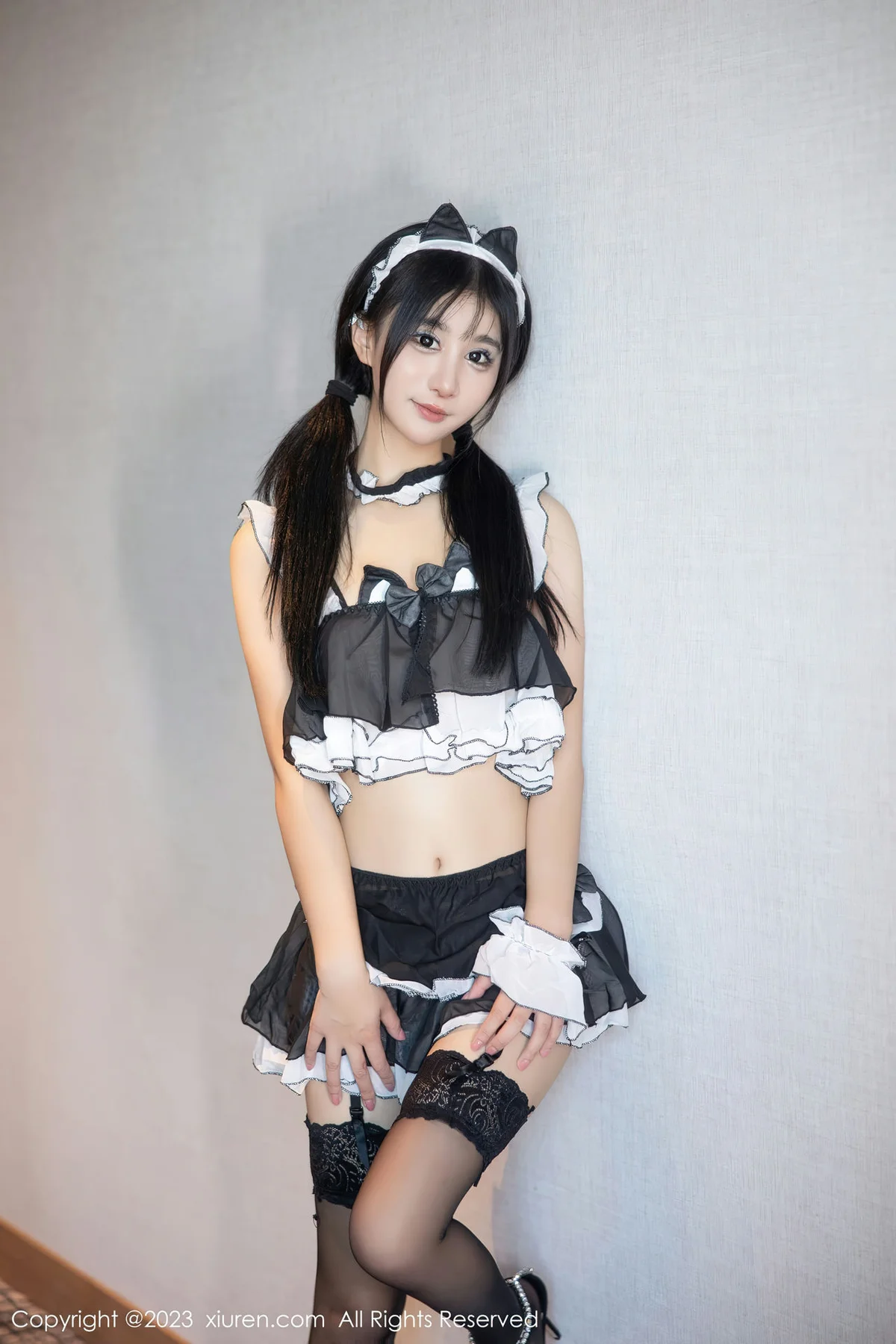XiuRen 秀人 No.6795 小果冻儿 黑色女仆服饰性感写真 - 4