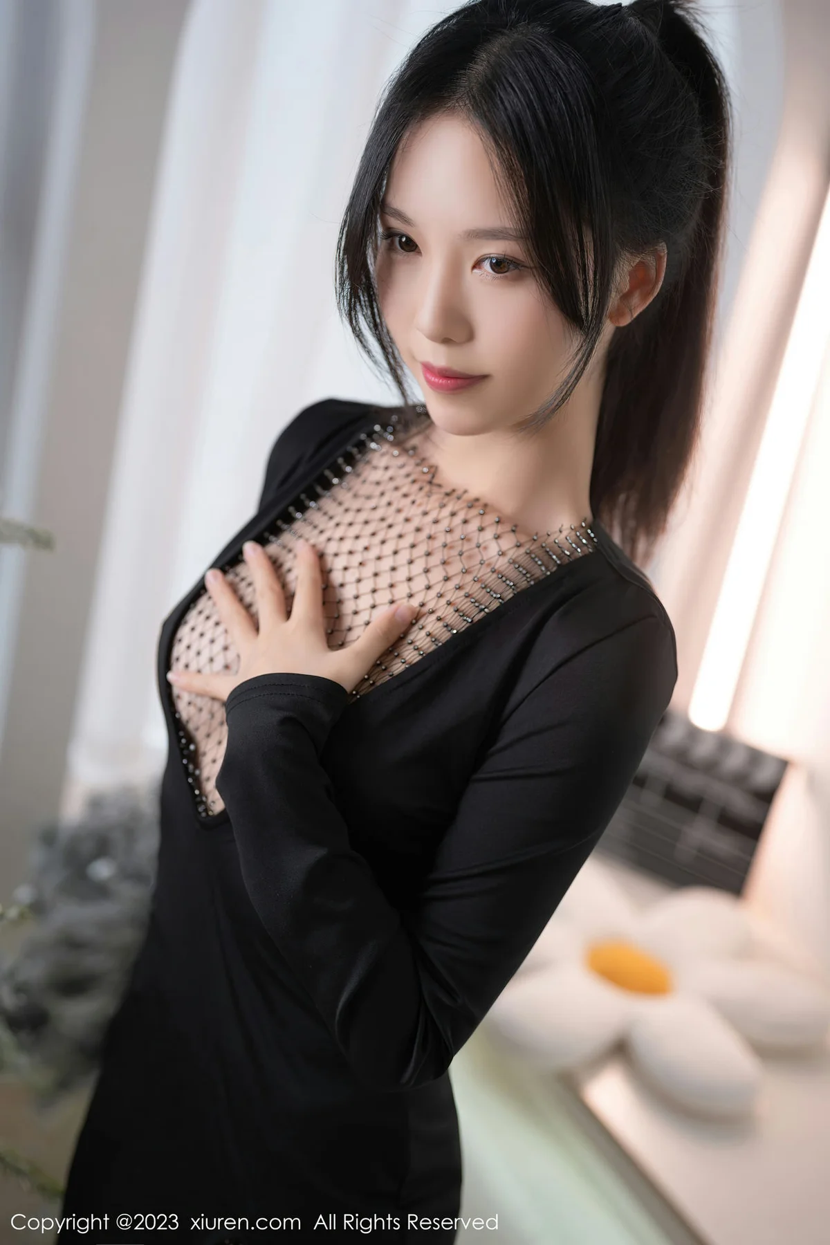 XiuRen 秀人 No.6796 利世 乳贴短裙性感写真2 - 5