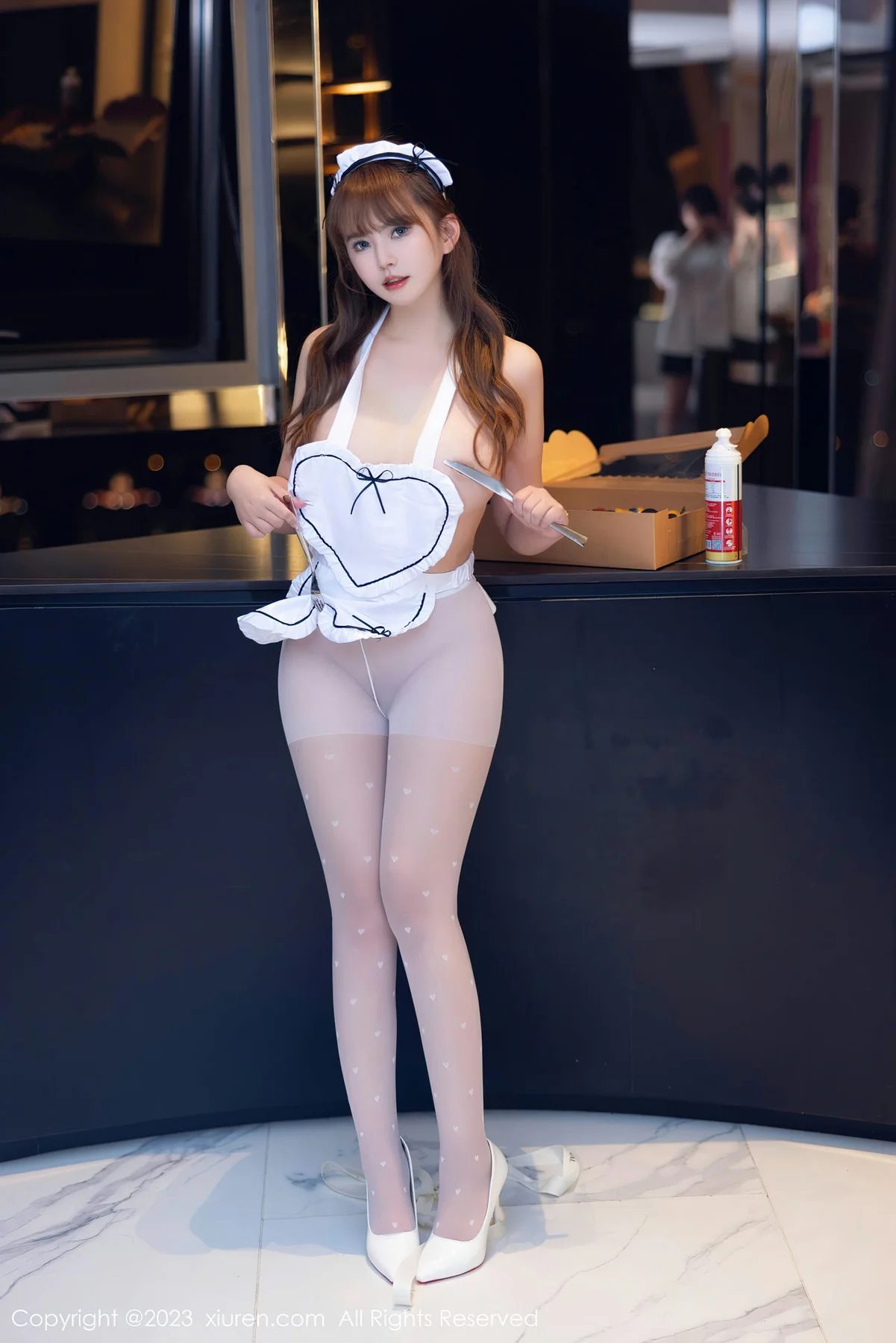 XiuRen 秀人 No.6807 张思允Nice 性感厨娘性感写真3 - 1