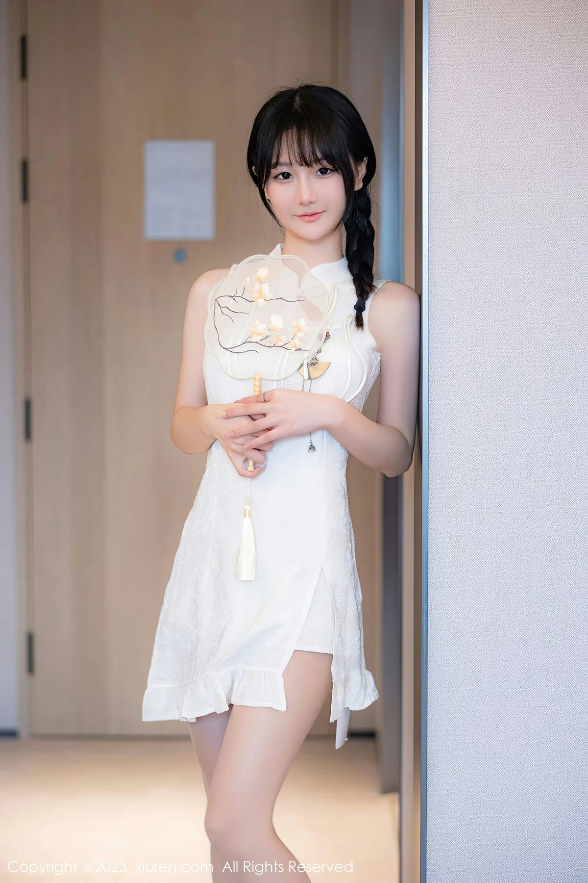 XiuRen 秀人 No.6813 幼幼 白色旗袍性感写真111 - 6