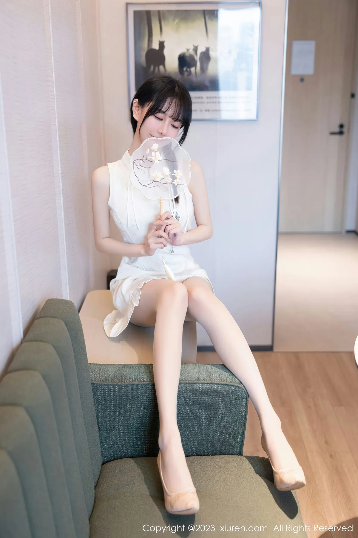 XiuRen 秀人 No.6813 幼幼 白色旗袍性感写真111 - 8