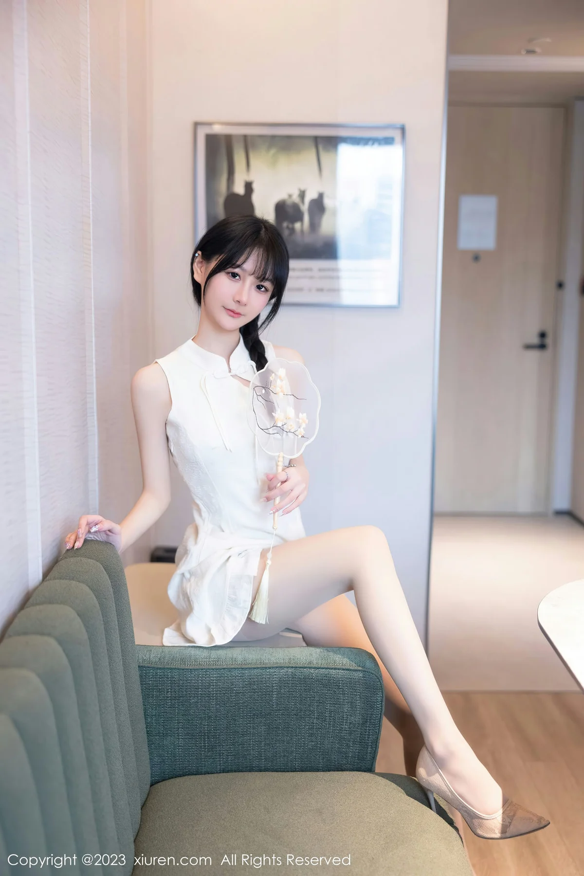 XiuRen 秀人 No.6813 幼幼 白色旗袍性感写真111 - 9