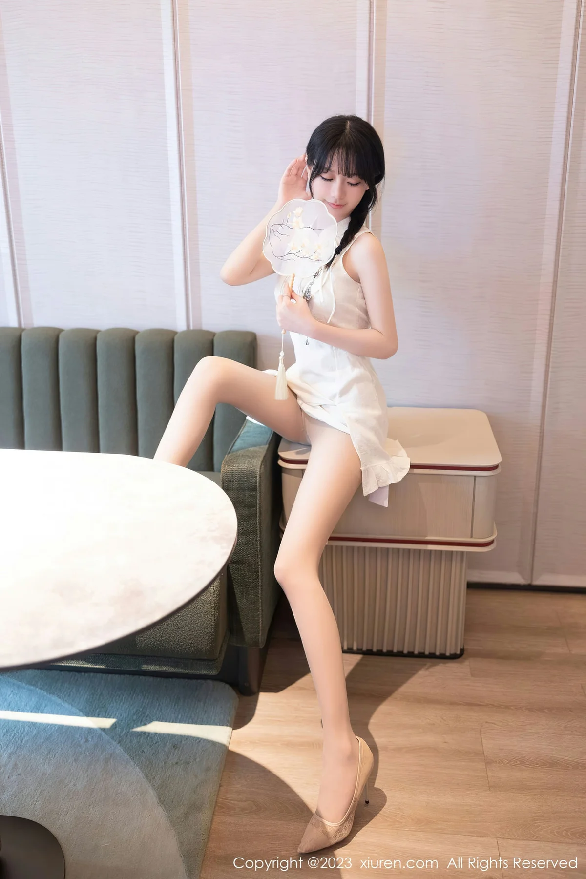 XiuRen 秀人 No.6813 幼幼 白色旗袍性感写真111 - 1