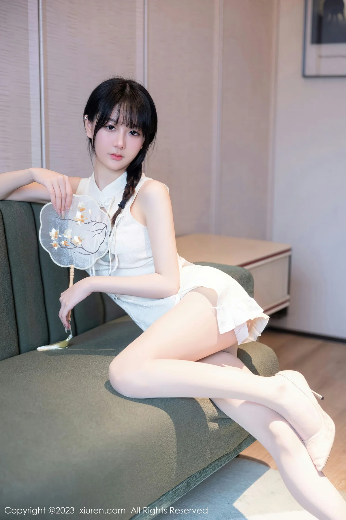 XiuRen 秀人 No.6813 幼幼 白色旗袍性感写真111 - 6