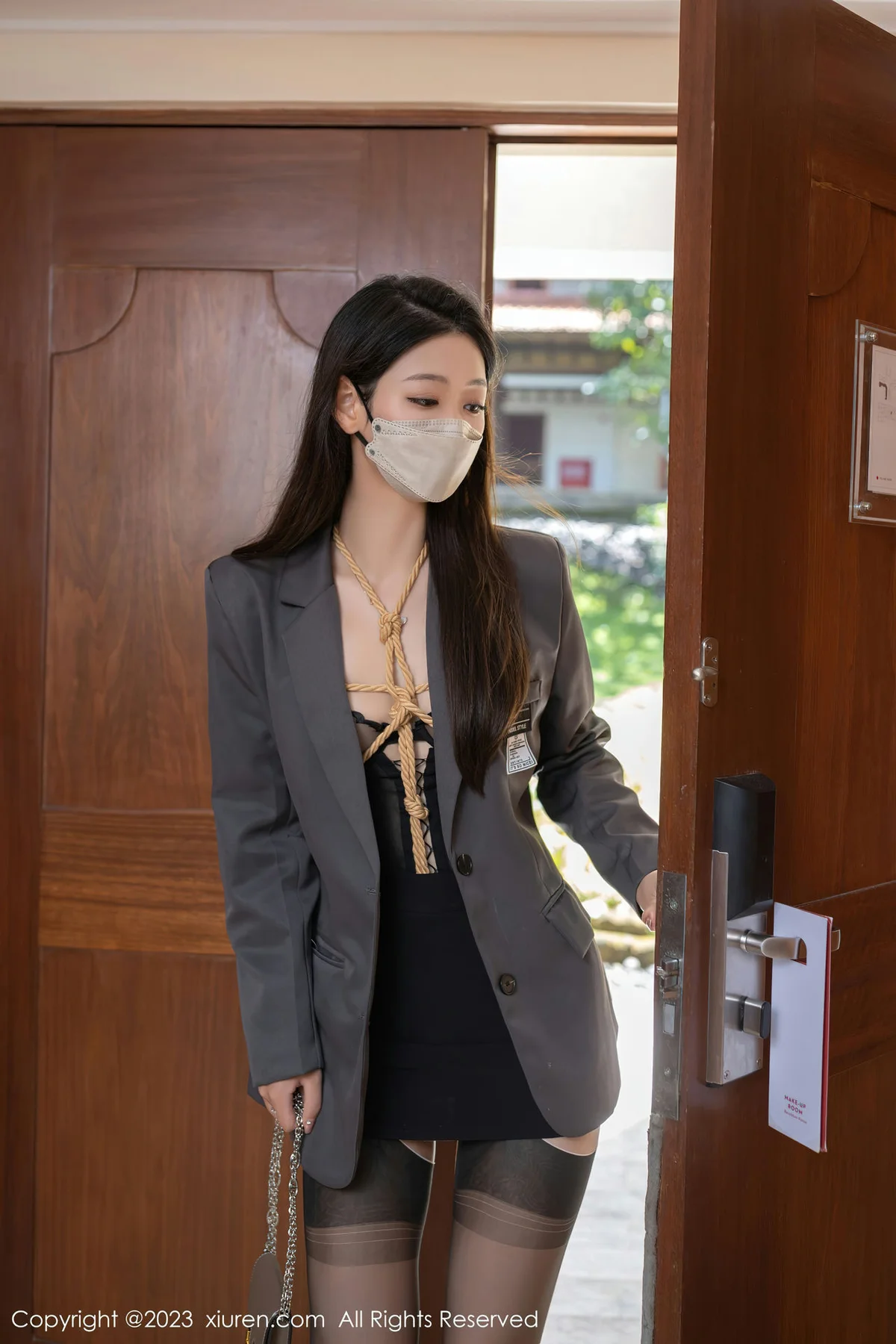 XiuRen 秀人 No.6821 唐安琪 轻透薄纱内衣巴厘岛旅拍111 - 2