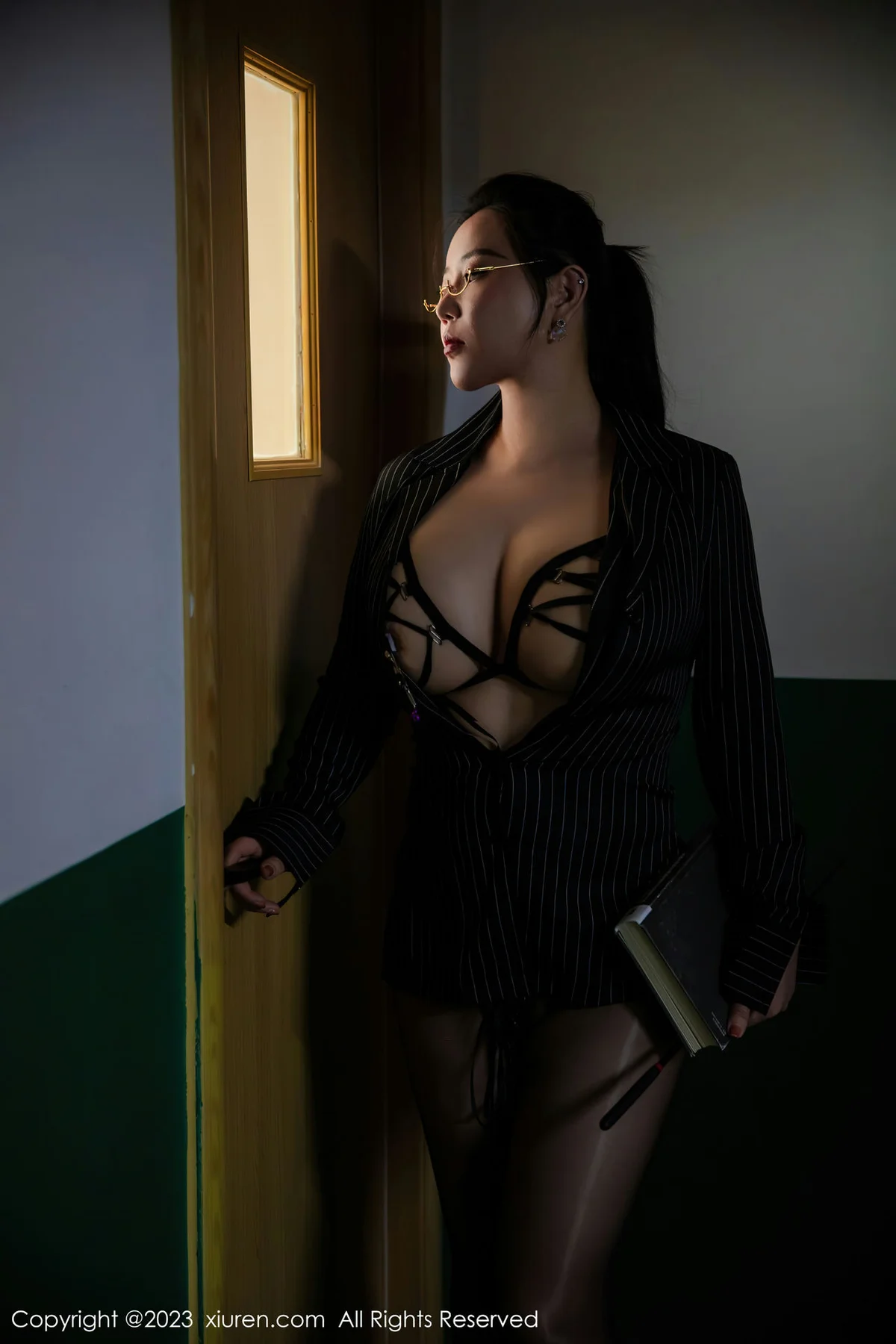 XiuRen 秀人 No.6823 王婉悠Queen 情趣内衣极致妩媚写真1 - 2