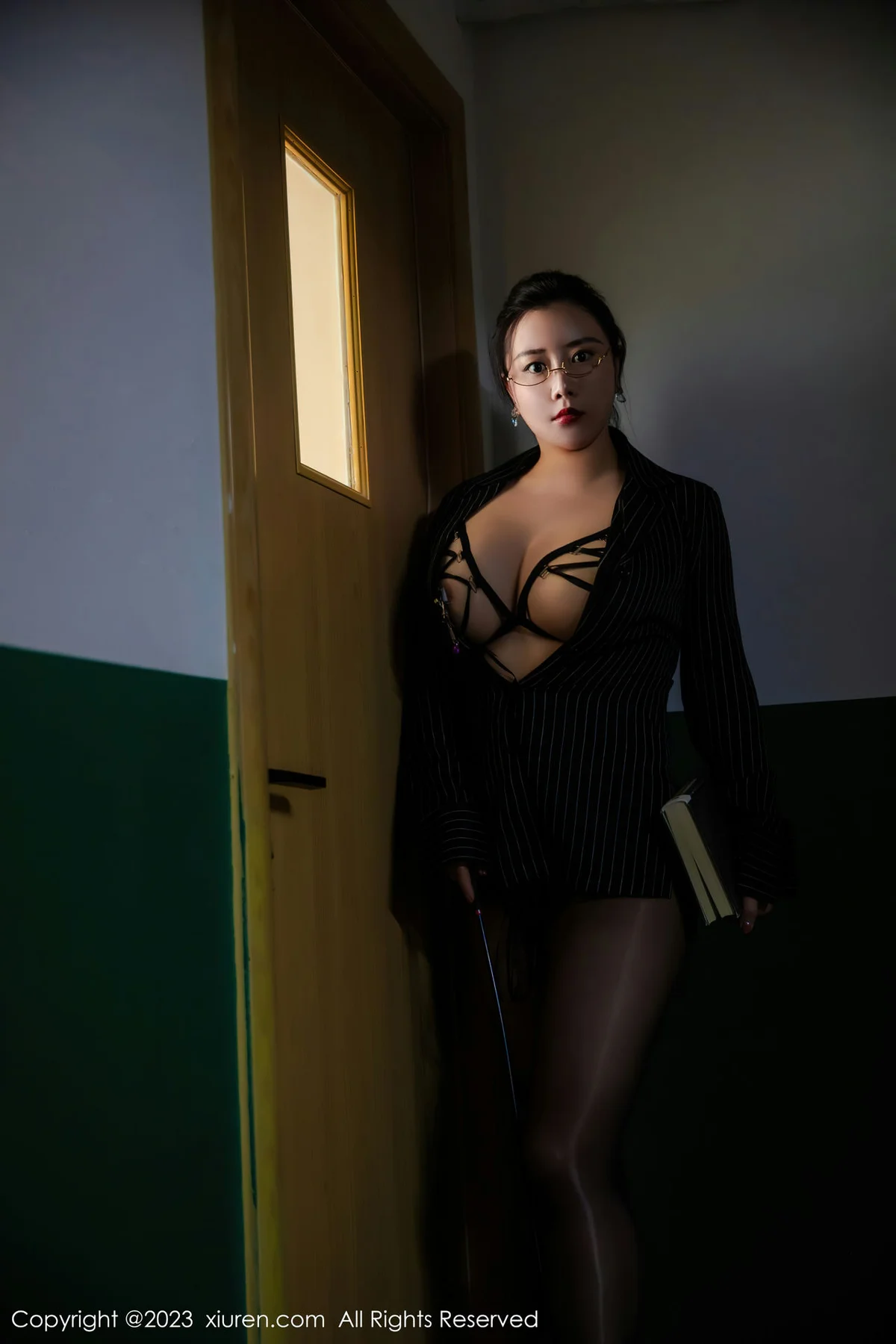 XiuRen 秀人 No.6823 王婉悠Queen 情趣内衣极致妩媚写真1 - 5