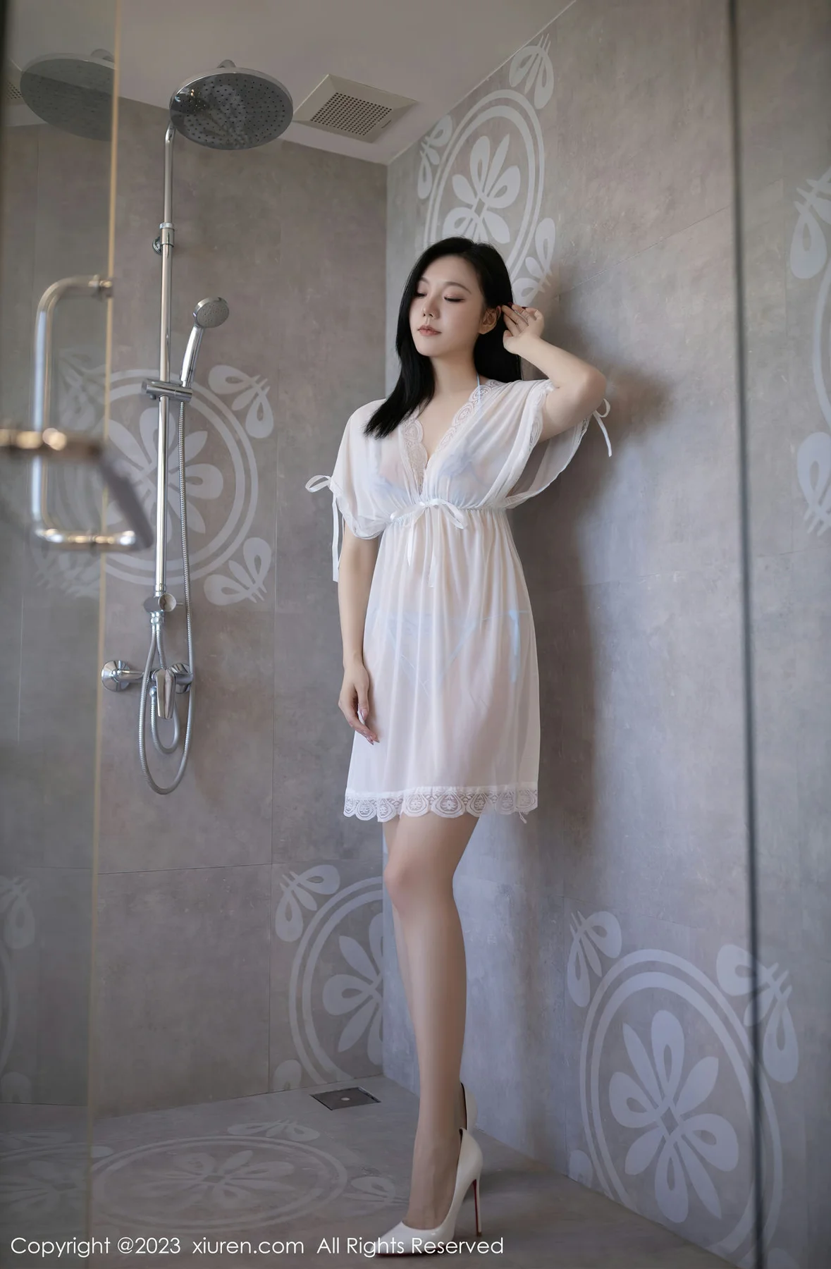 XiuRen 秀人 No.6827 安然anran 蕾丝内衣浴室场景十二月旅拍11 - 1