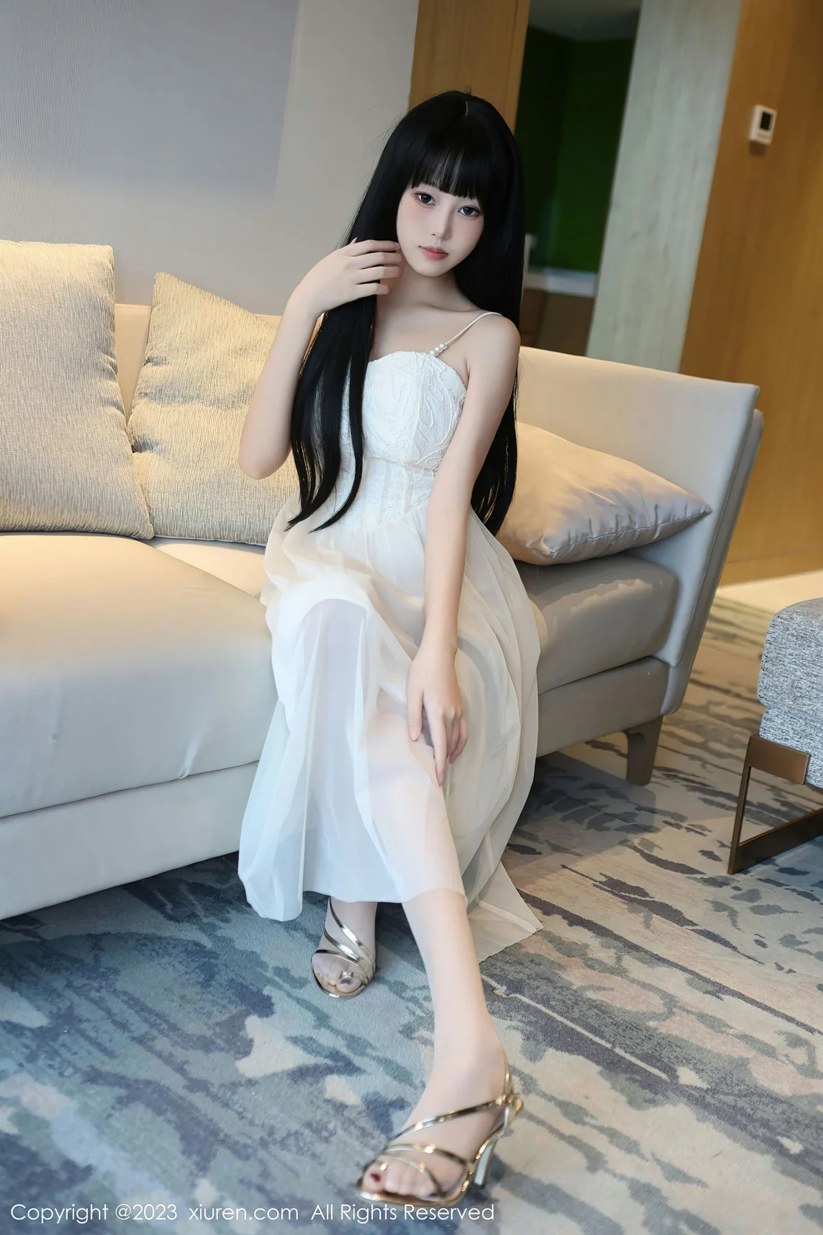 XiuRen 秀人 No.6828 早川京子 连衣长裙性感写真 - 4