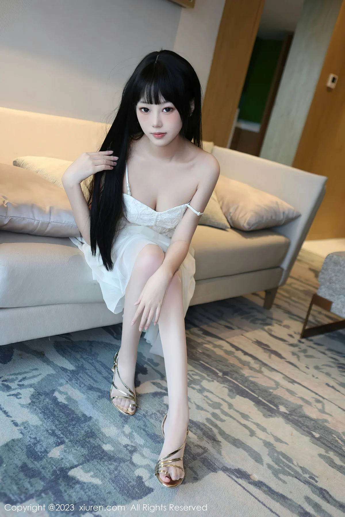 XiuRen 秀人 No.6828 早川京子 连衣长裙性感写真 - 9