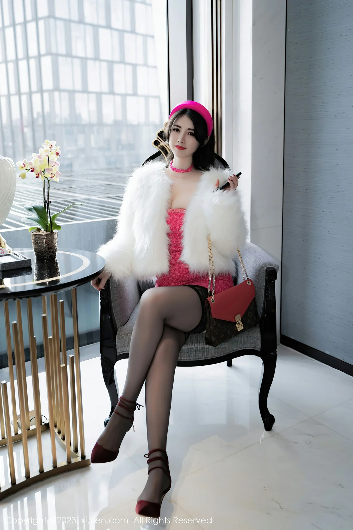 XiuRen 秀人 No.6830 诗诗kiki 魅惑黑丝性感写真2 - 1