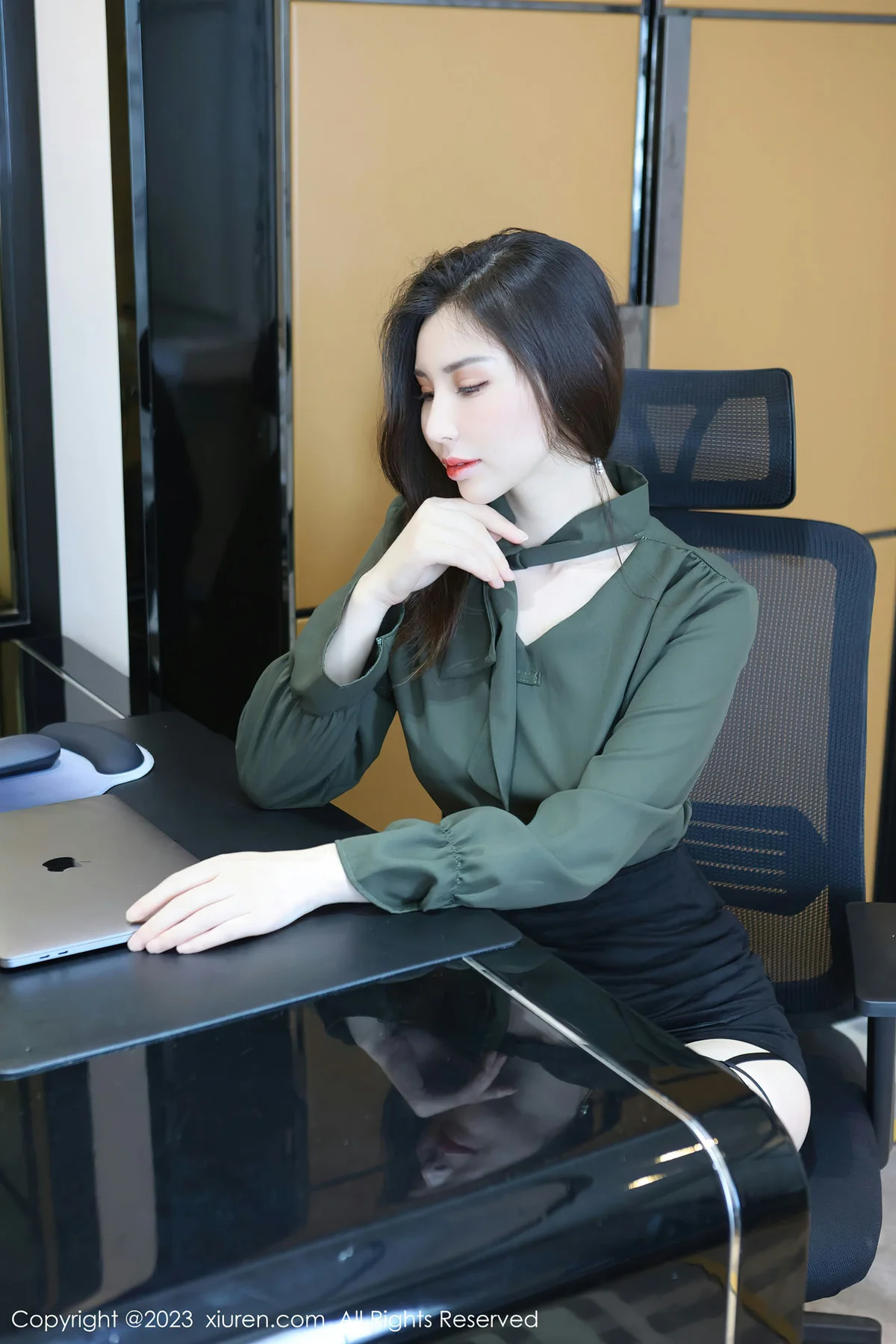 XiuRen 秀人 No.6844 王曼柔 魅惑黑丝性感写真3 - 1