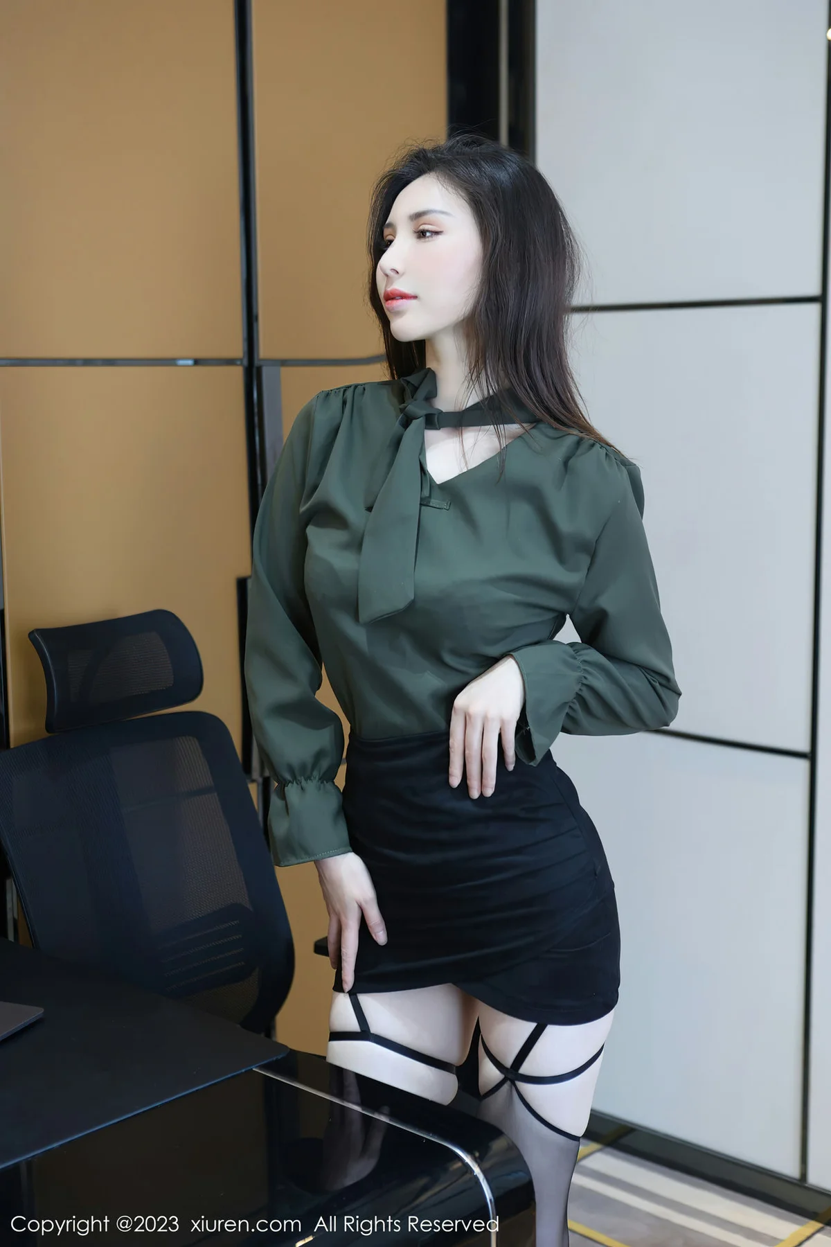 XiuRen 秀人 No.6844 王曼柔 魅惑黑丝性感写真3 - 4