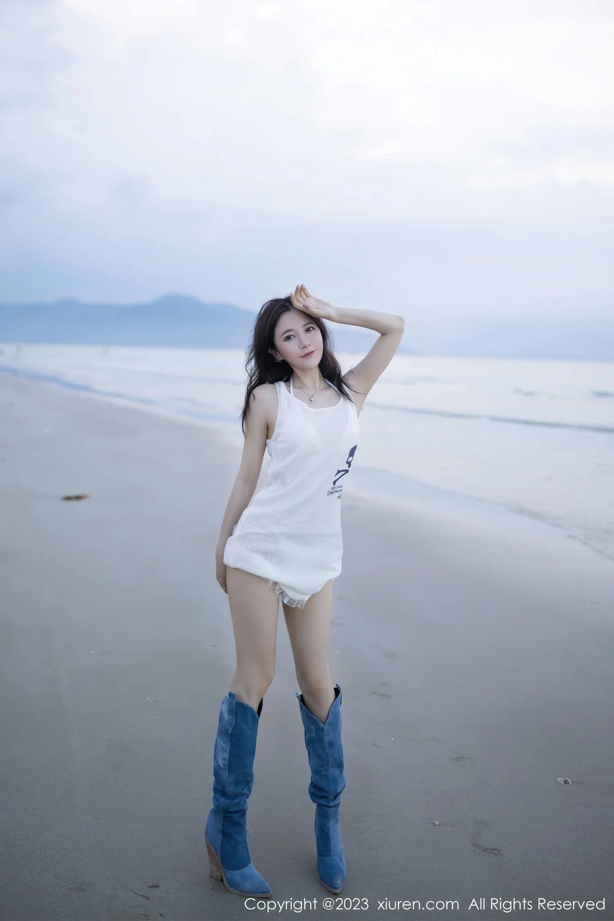 XiuRen 秀人 No.6852 鱼子酱Fish 白色比基尼巴厘岛旅拍1 - 3